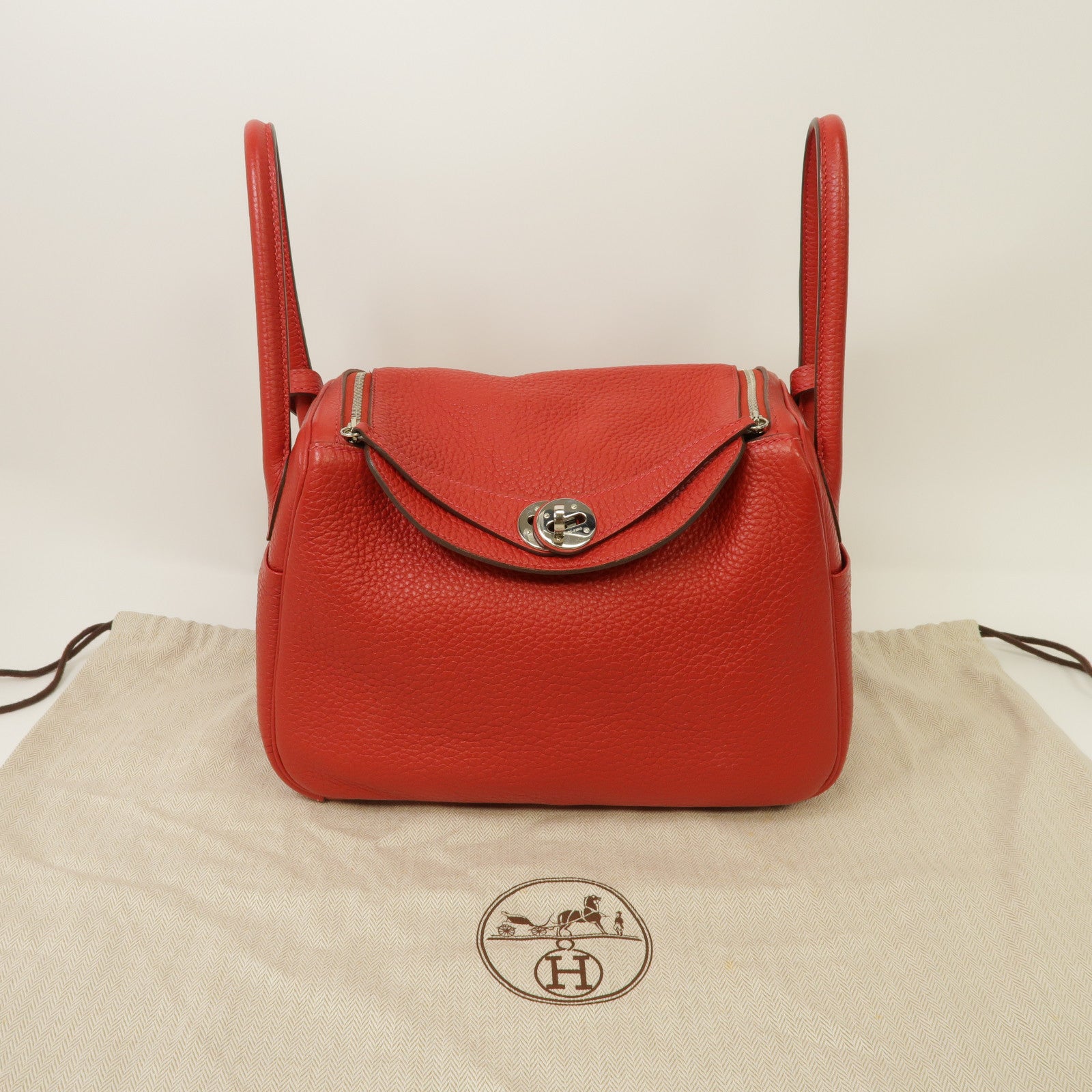 HERMES Clemence皮革Lindy 26銀扣手挽肩背兩用袋Rouge Casaque/法拉利紅色