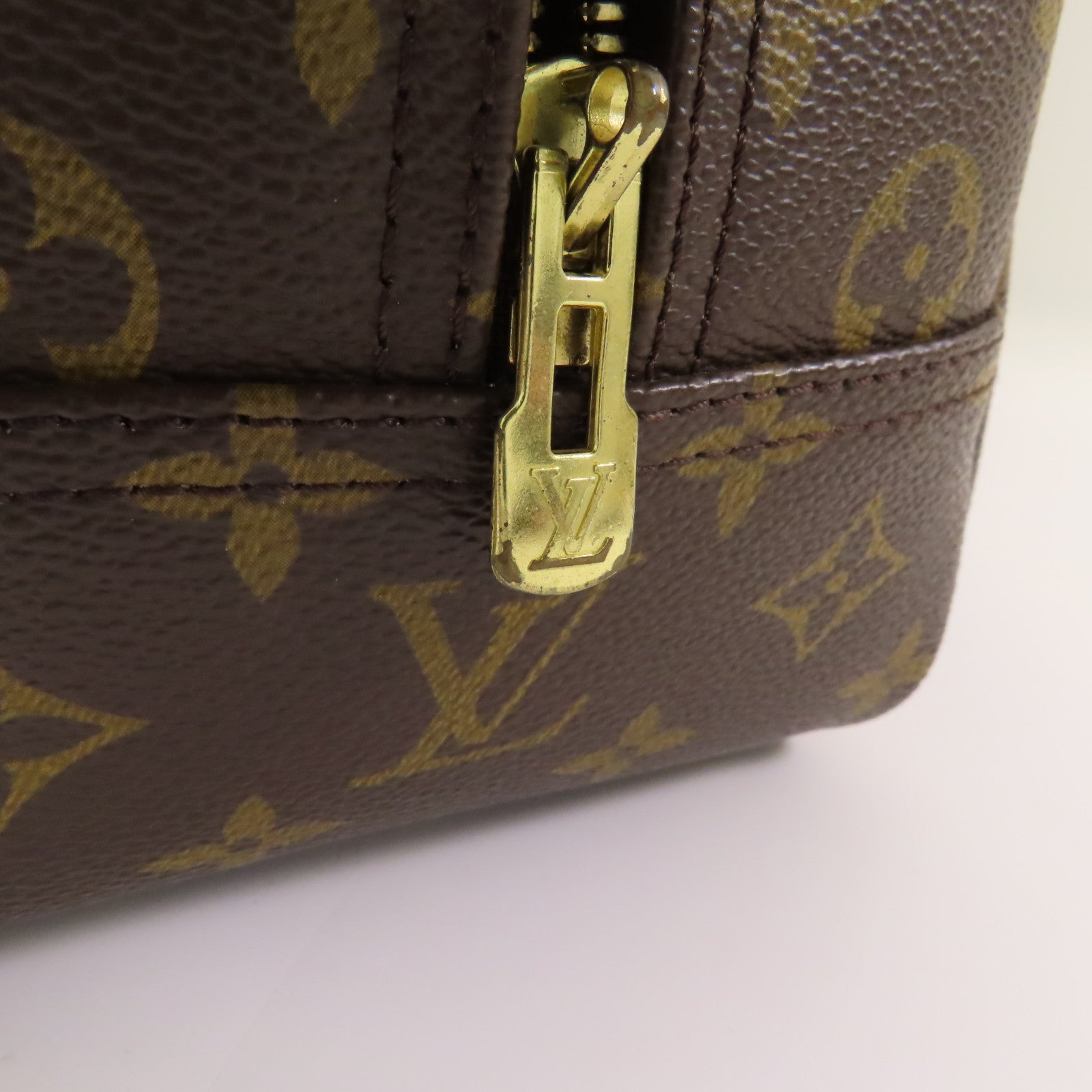 LOUIS VUITTON 【激減優惠】Monogram Deauville金扣手挽袋