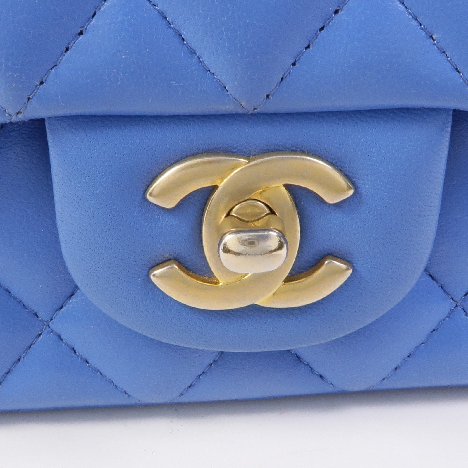 CHANEL 羊皮皮革Mini Classic 20金扣鏈帶肩背袋