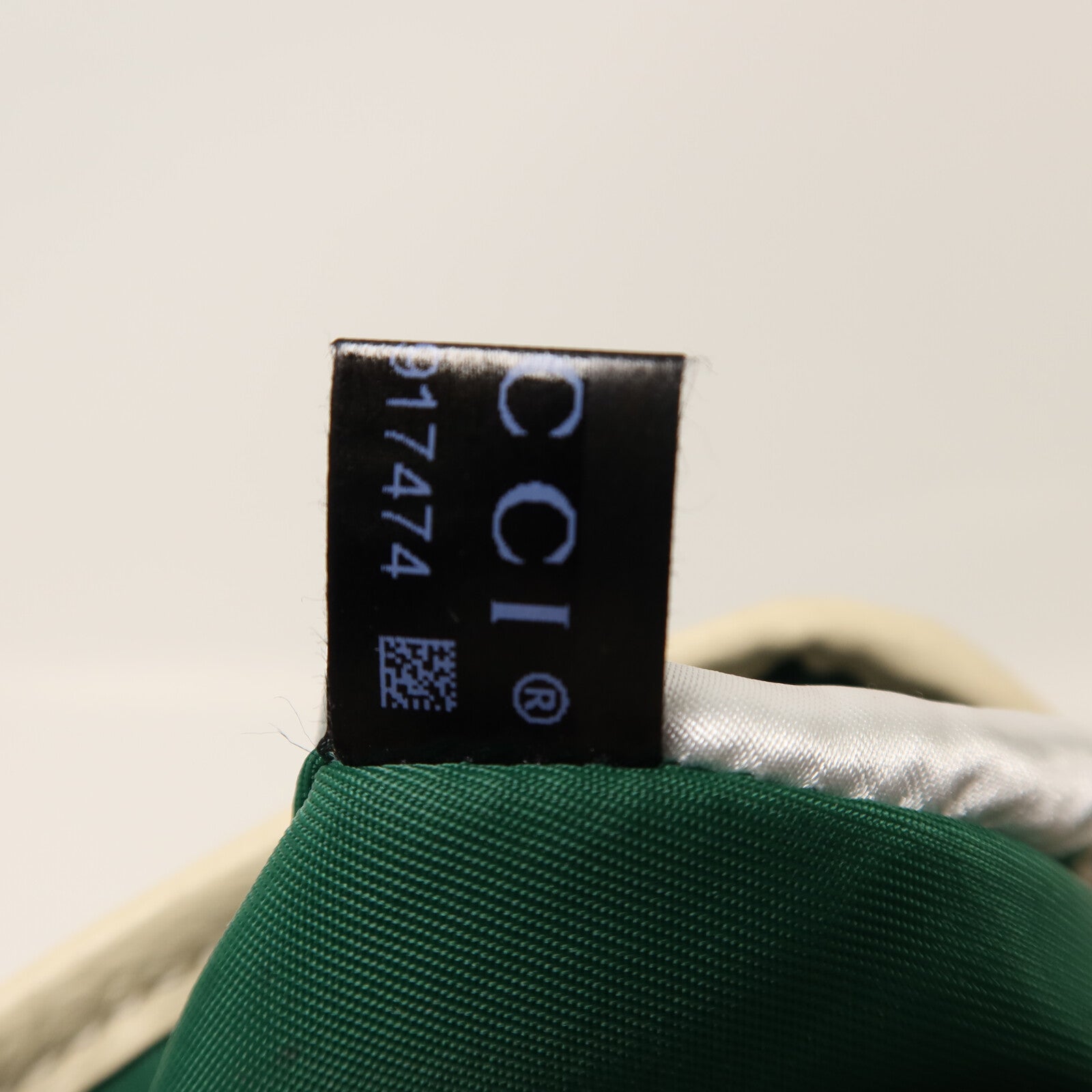 GUCCI 帆布Rucksack銀扣背包