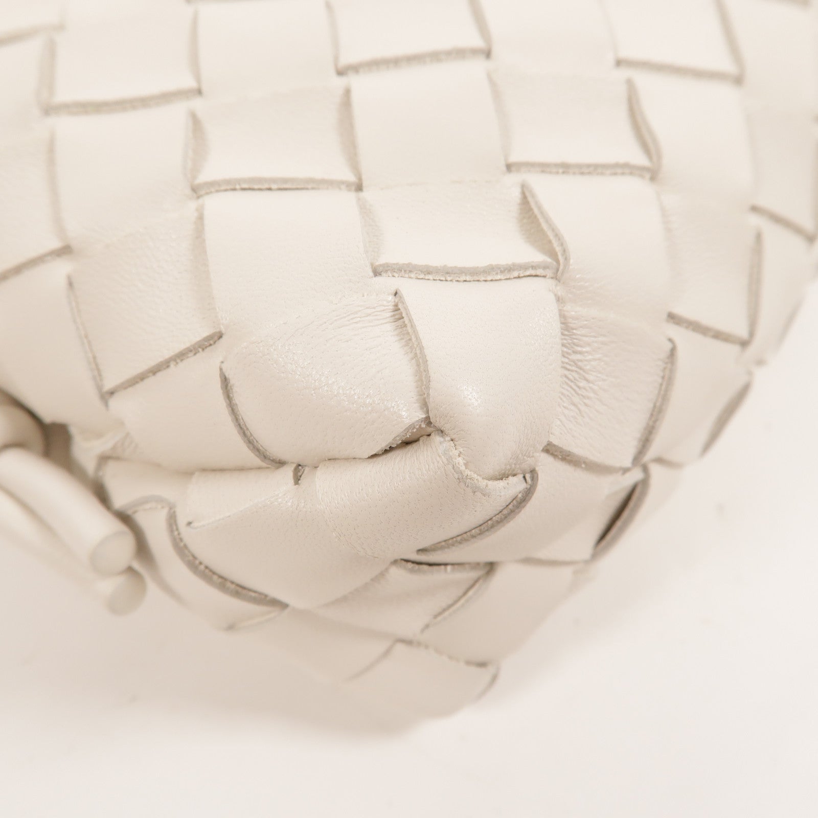 BOTTEGA VENETA 羊皮皮革Mini Loop肩背袋