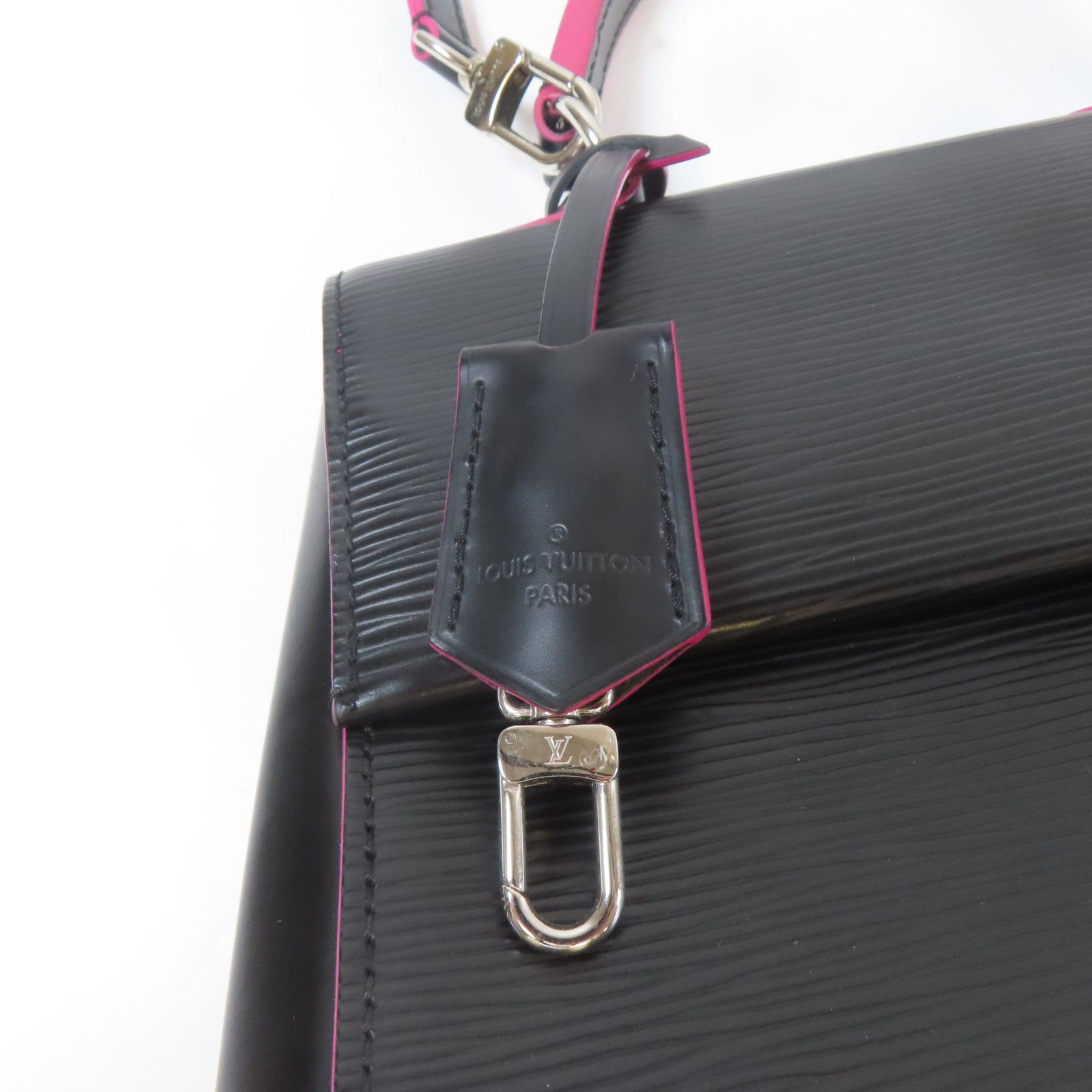 LOUIS VUITTON 【激減優惠】Epi Cluny BB銀扣手挽肩背兩用袋黑色/粉紅色