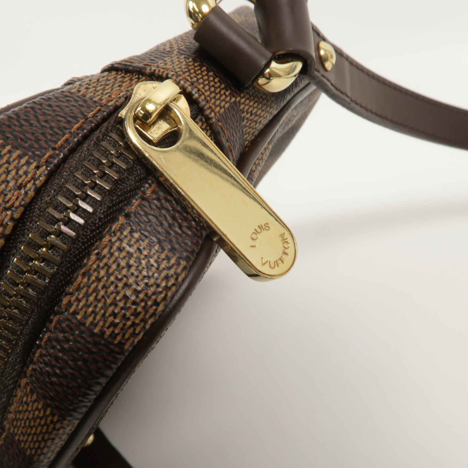 LOUIS VUITTON Damier Ebene Rift肩背袋