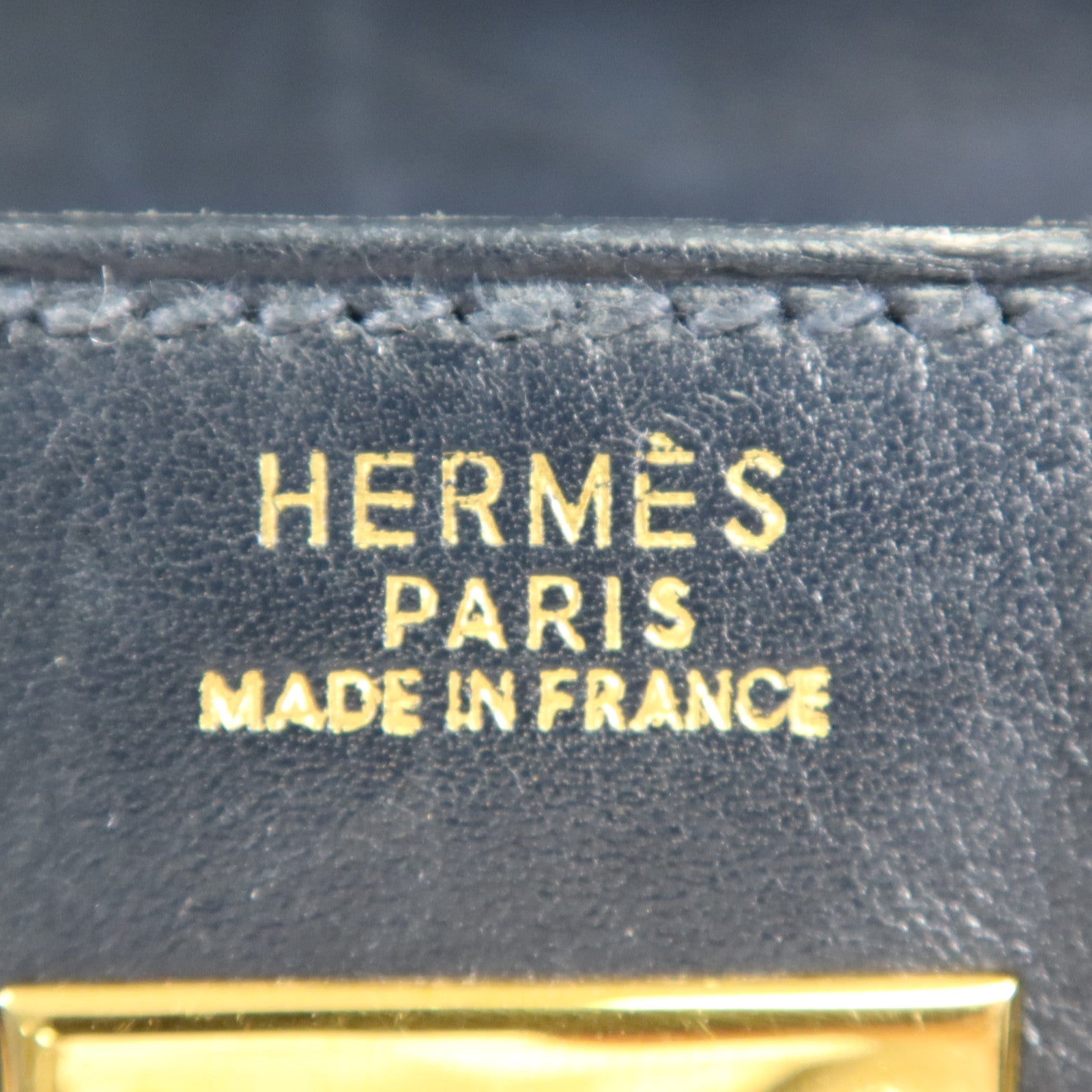 HERMES Box Calf皮革Kelly 32金扣手挽袋Noir