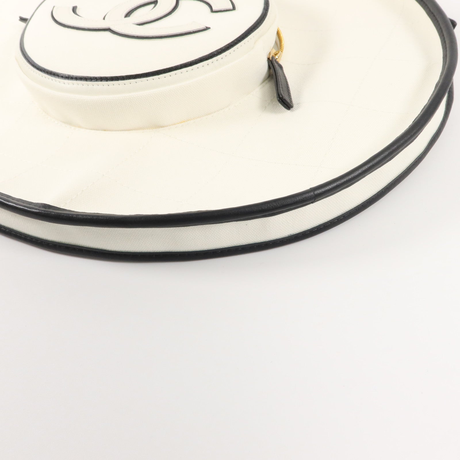 CHANEL 帆布23C Tennis Racket Bag網球拍袋