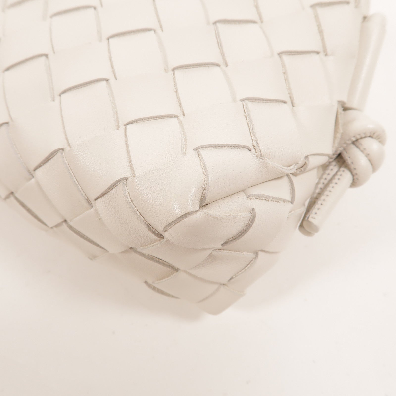 BOTTEGA VENETA 羊皮皮革Mini Loop肩背袋
