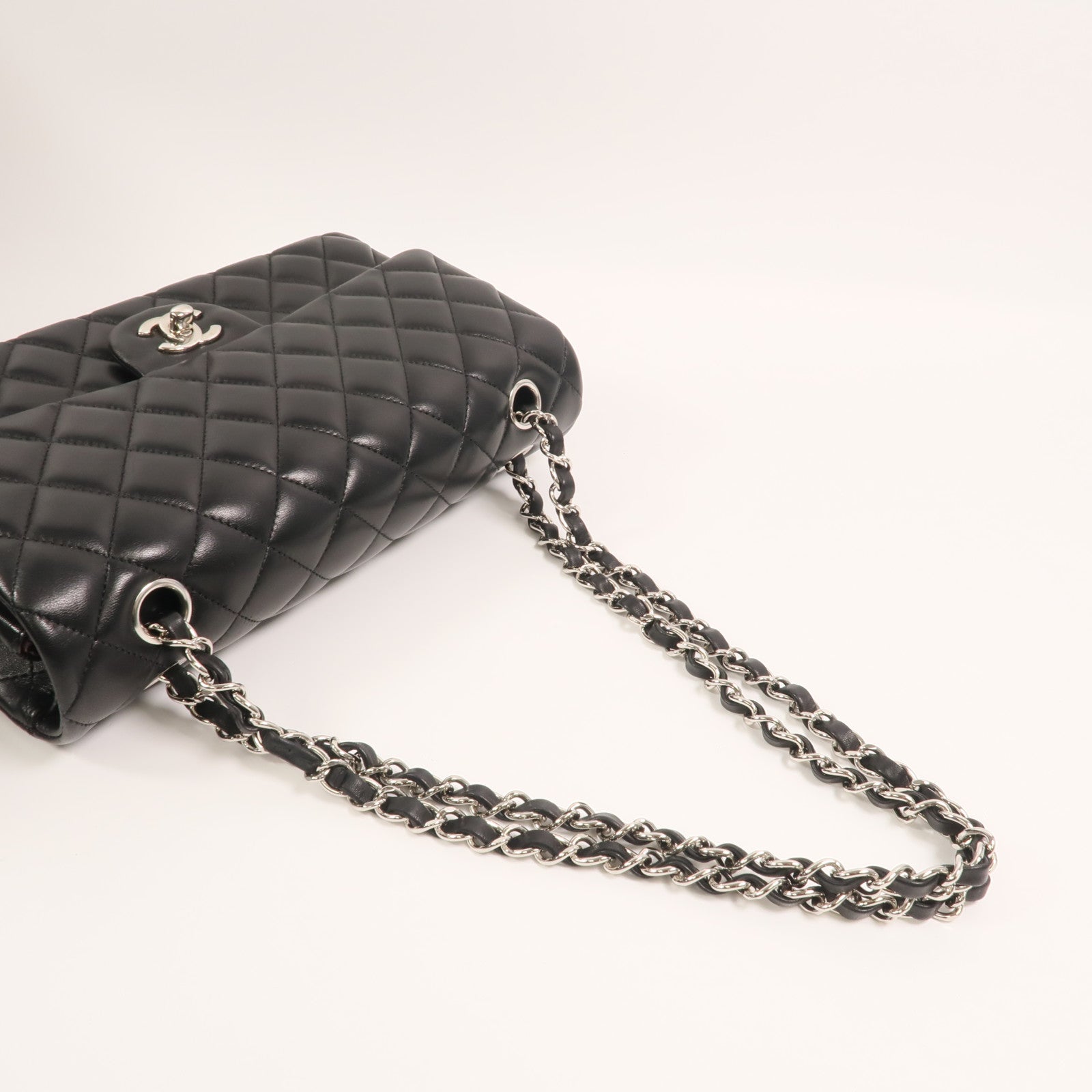 CHANEL 羊皮皮革Classic 25銀扣鏈帶肩背袋