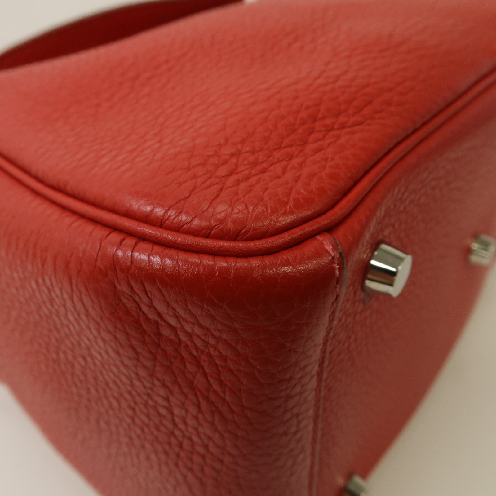 HERMES Clemence皮革Lindy 26銀扣手挽肩背兩用袋Rouge Casaque/法拉利紅色