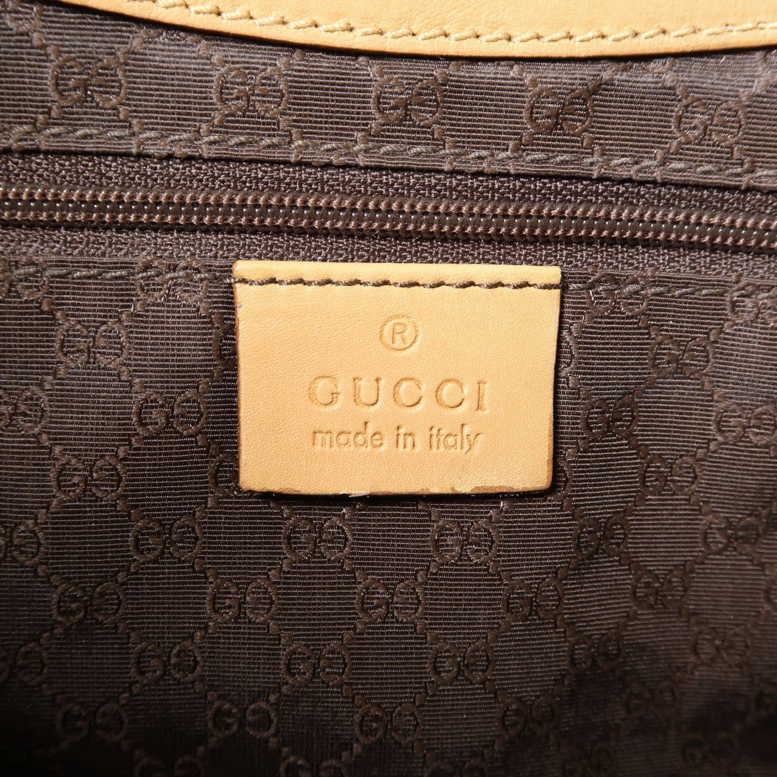 GUCCI 皮革Shoulder Bag金扣肩背袋啡色