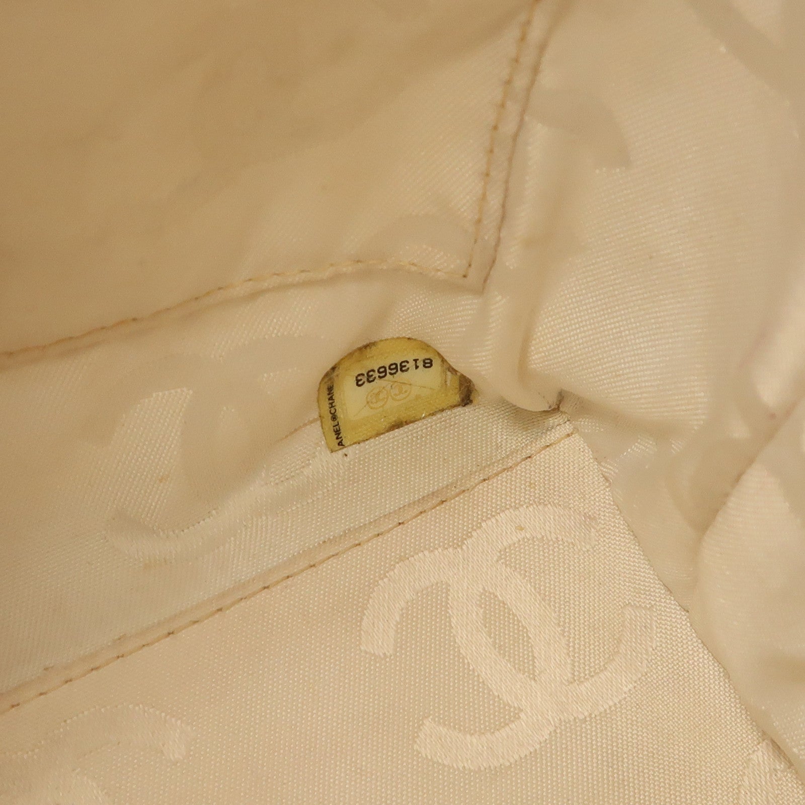 CHANEL 牛皮皮革Vintage Hand Bag金扣手挽袋