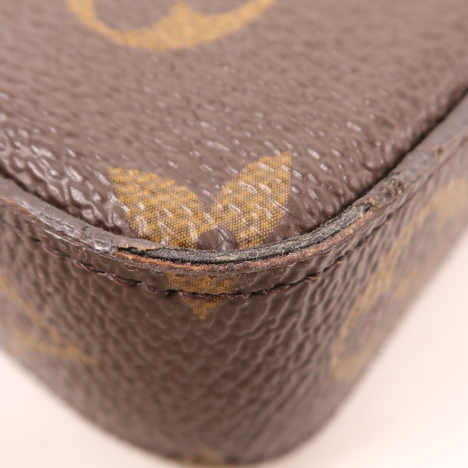 LOUIS VUITTON Monogram Pochette Felicie金扣鏈帶肩背袋