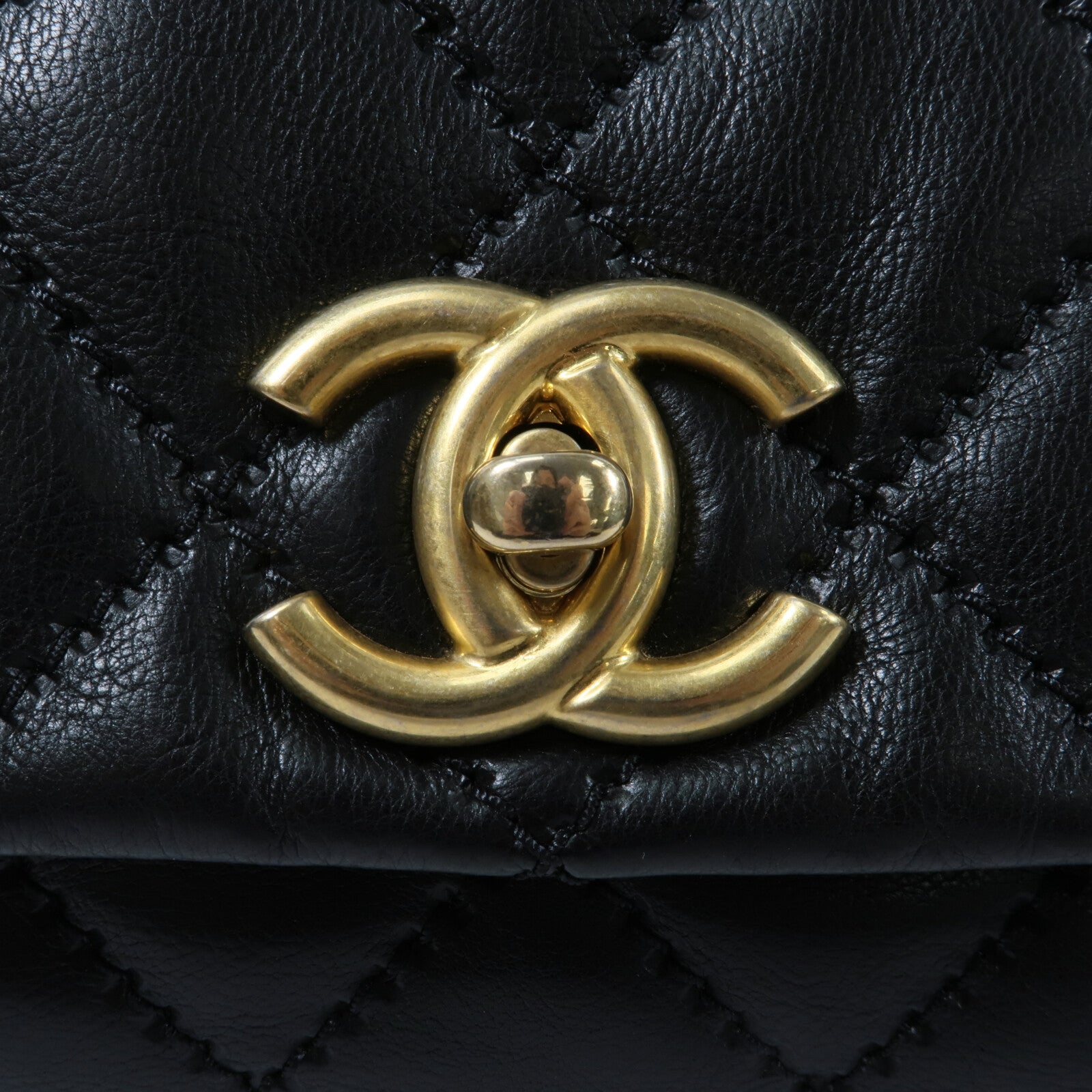 CHANEL 牛皮皮革Chain Shoulder Bag鏈帶肩背袋