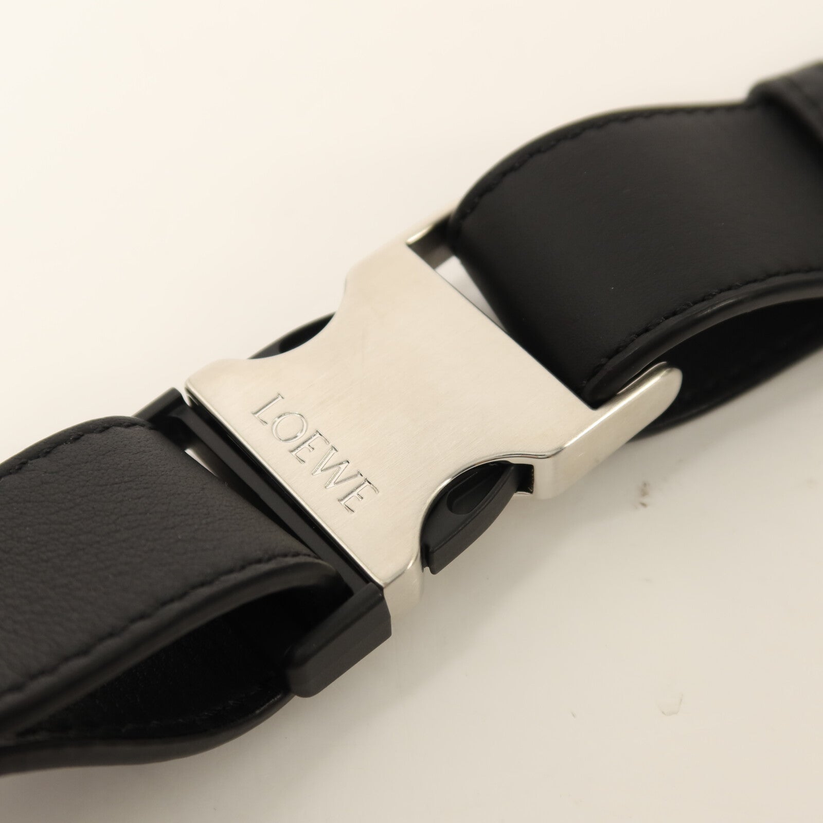 LOEWE 牛皮皮革Small Puzzle BumBag銀扣腰包