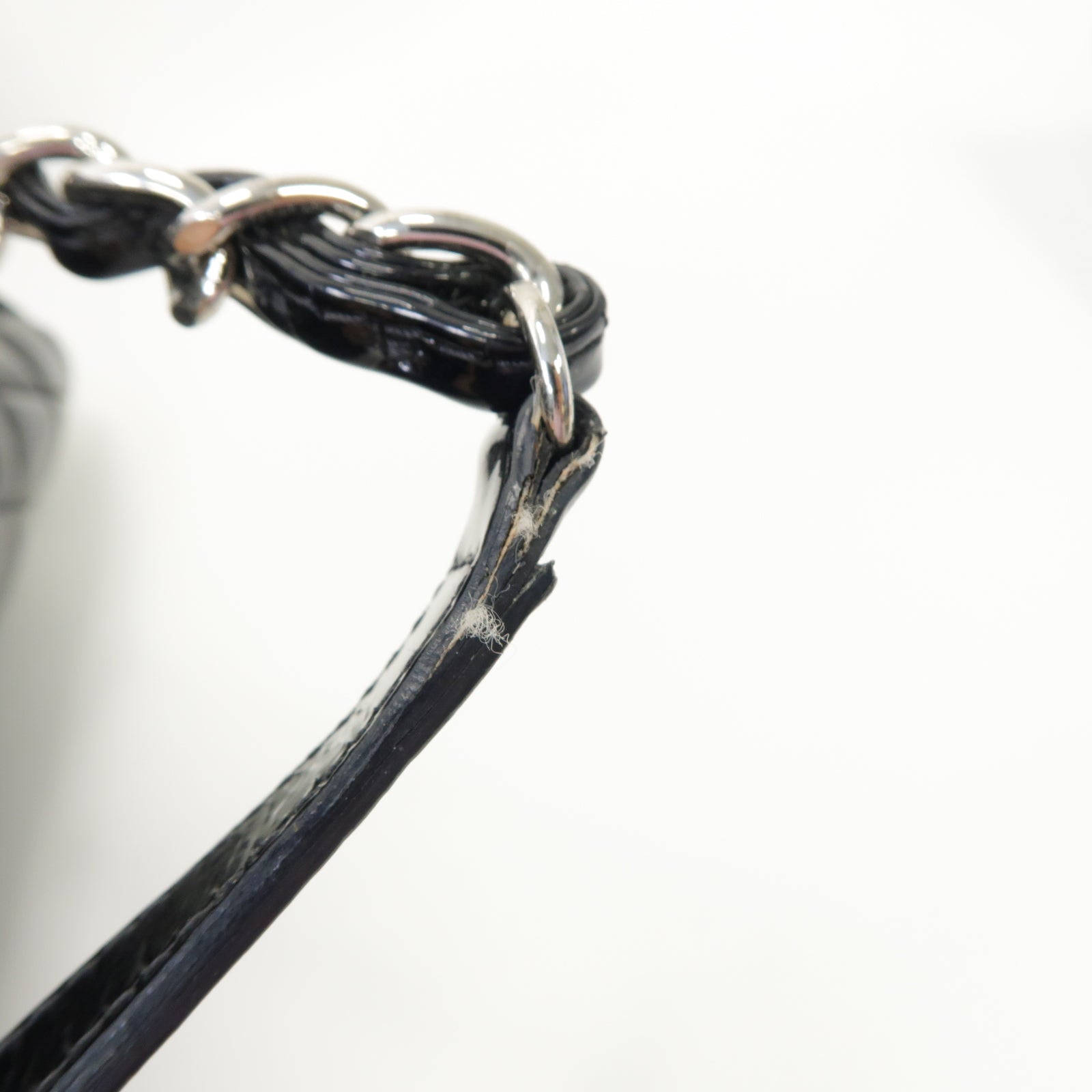 CHANEL **【激減優惠】菱格漆皮皮革Chain Shoulder Bag銀扣鏈帶肩背袋黒色