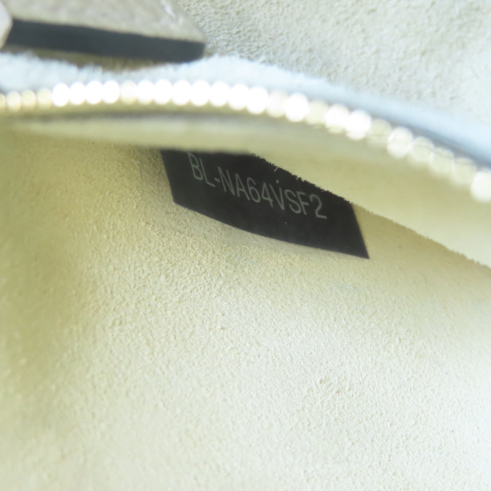 Valentino 牛皮皮革Shoulder Bag手挽肩背兩用袋米色