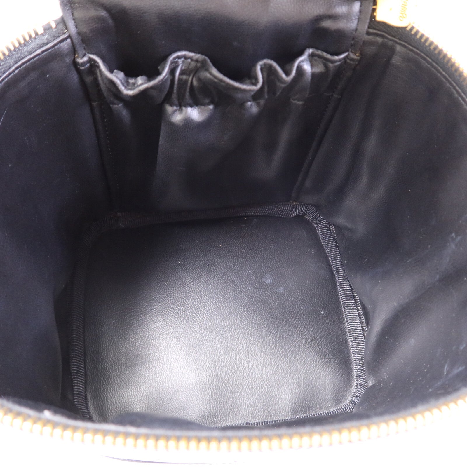 CHANEL 漆皮皮革 Vintage Vanity Case金扣手挽袋