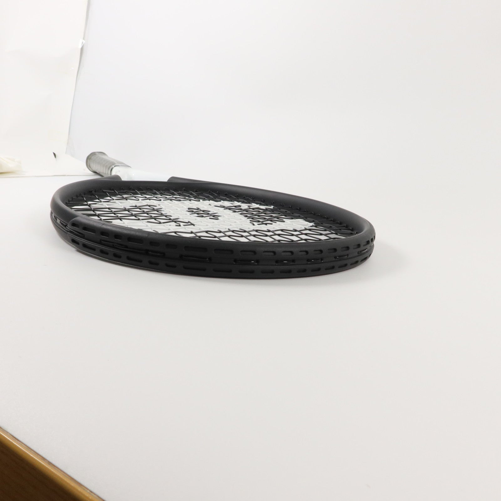CHANEL 牛皮皮革/金屬Tennis Racket Set網球拍套裝