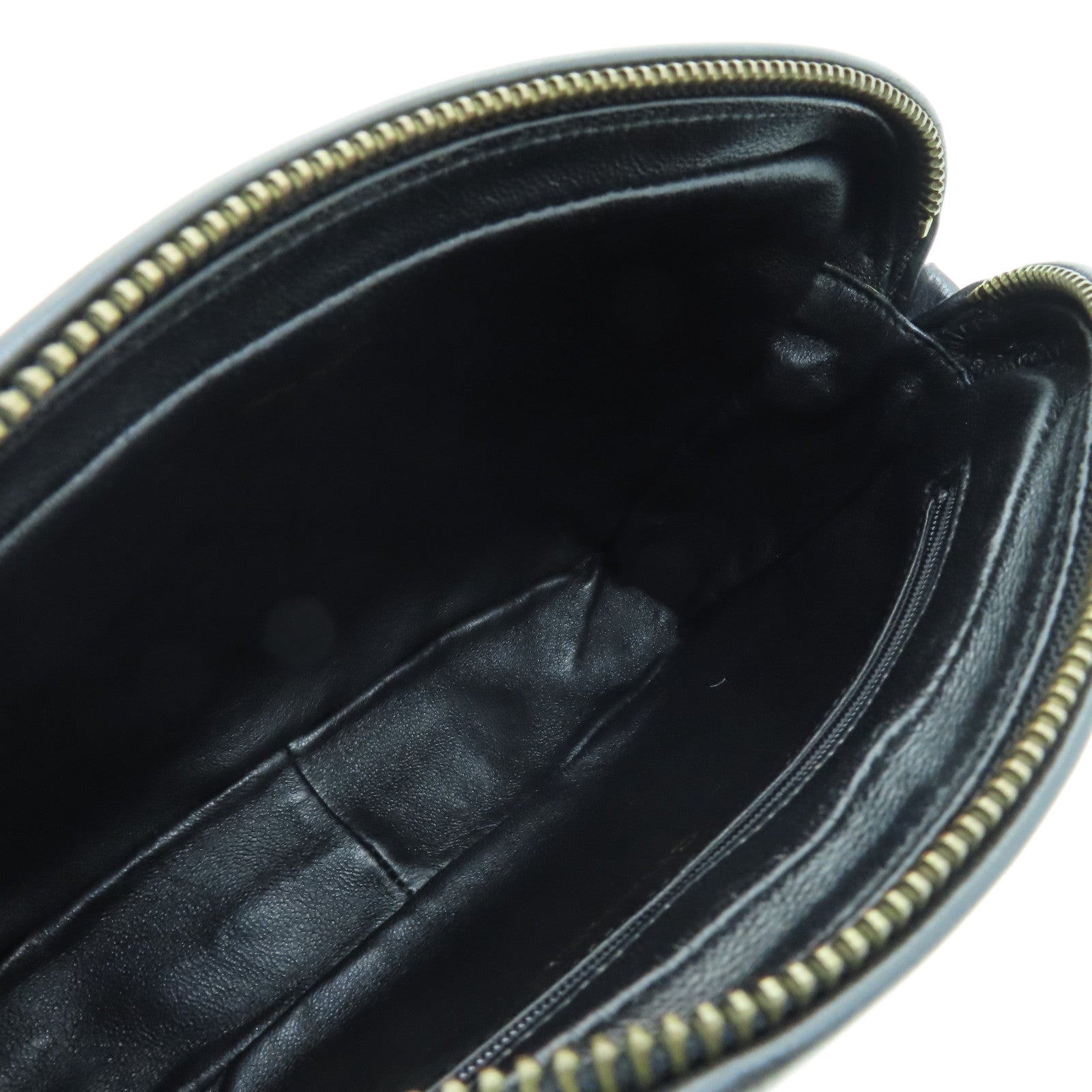 CHANEL rhombic sheepskin leather Chain Shoulder gold buckle chain shoulder bag black