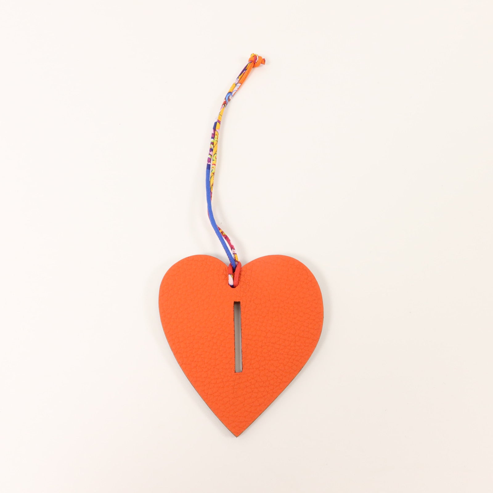 HERMES Epsom皮革/Clemence皮革Petit H Heart Charm掛飾Ebene/Rouge Pivoine/Abricot/Bleu Electrique
