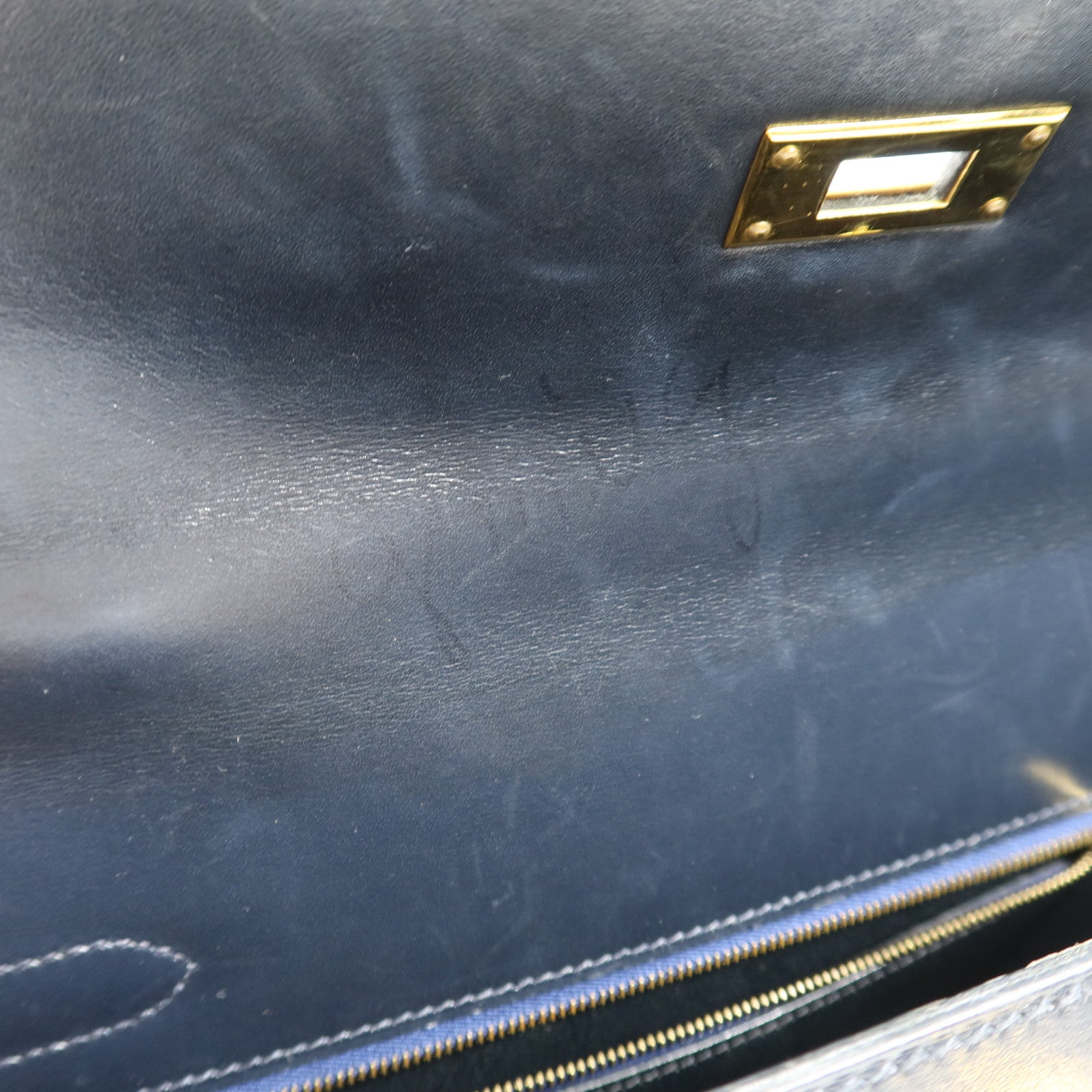 HERMES Box Calf皮革Kelly 32金扣手挽袋Noir
