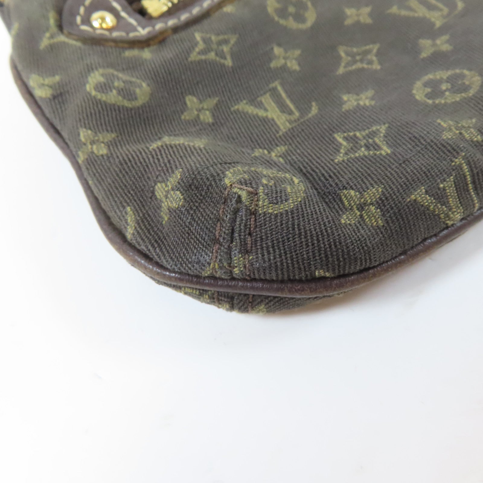LOUIS VUITTON Monogram Mini Lin Mini Pochette Accessoires金扣手拿包啡色