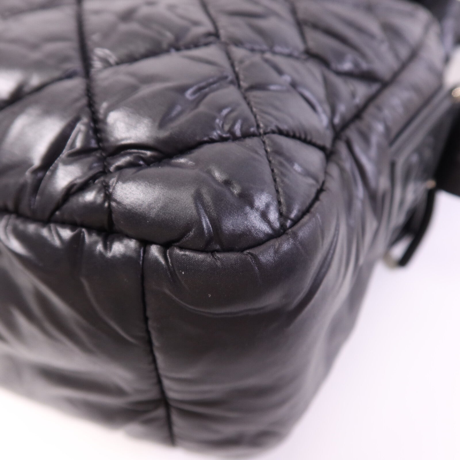 CHANEL 尼龍Coco Cocoon銀扣肩背袋