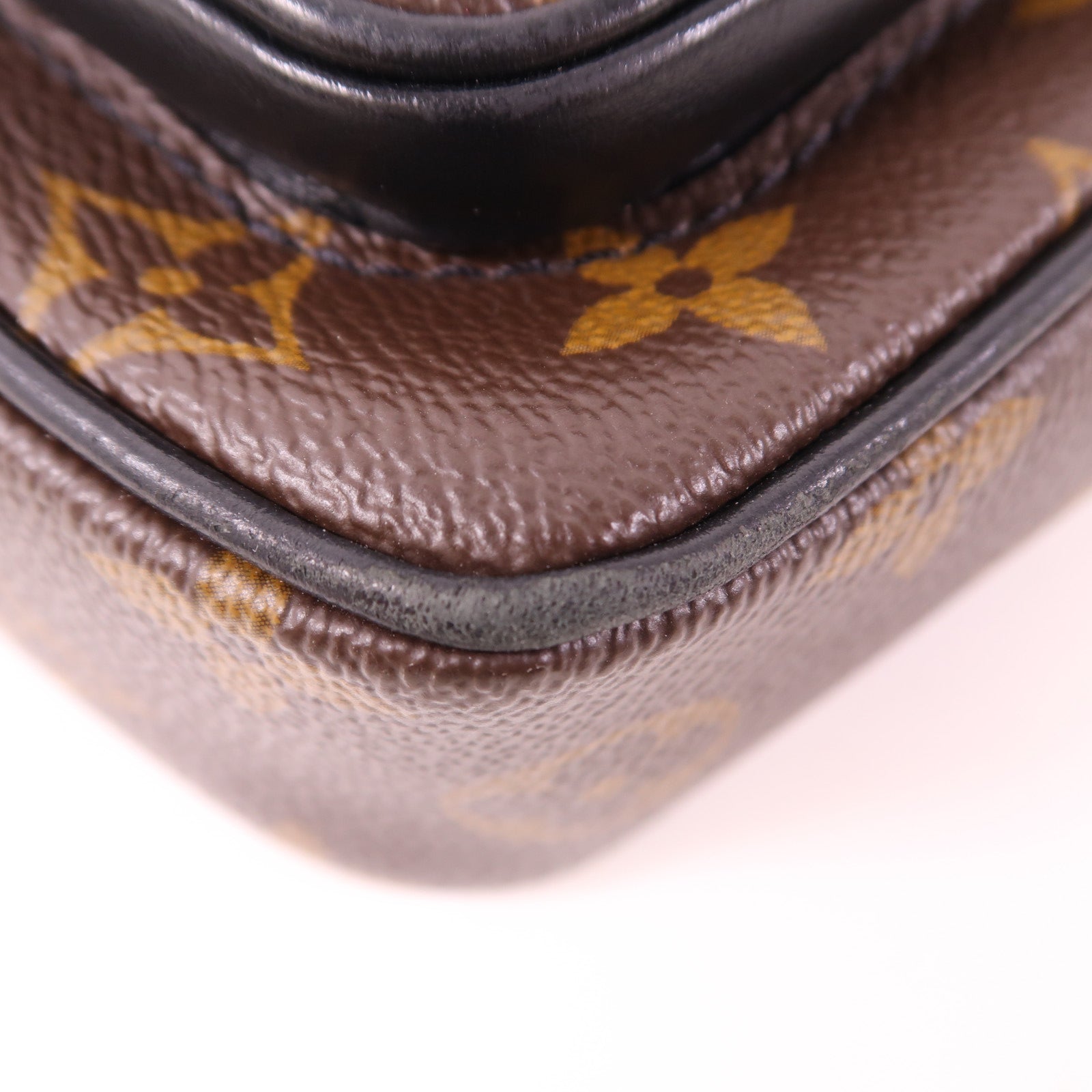 LOUIS VUITTON Monogram Macassar Christopher Wearable Wallet肩背袋