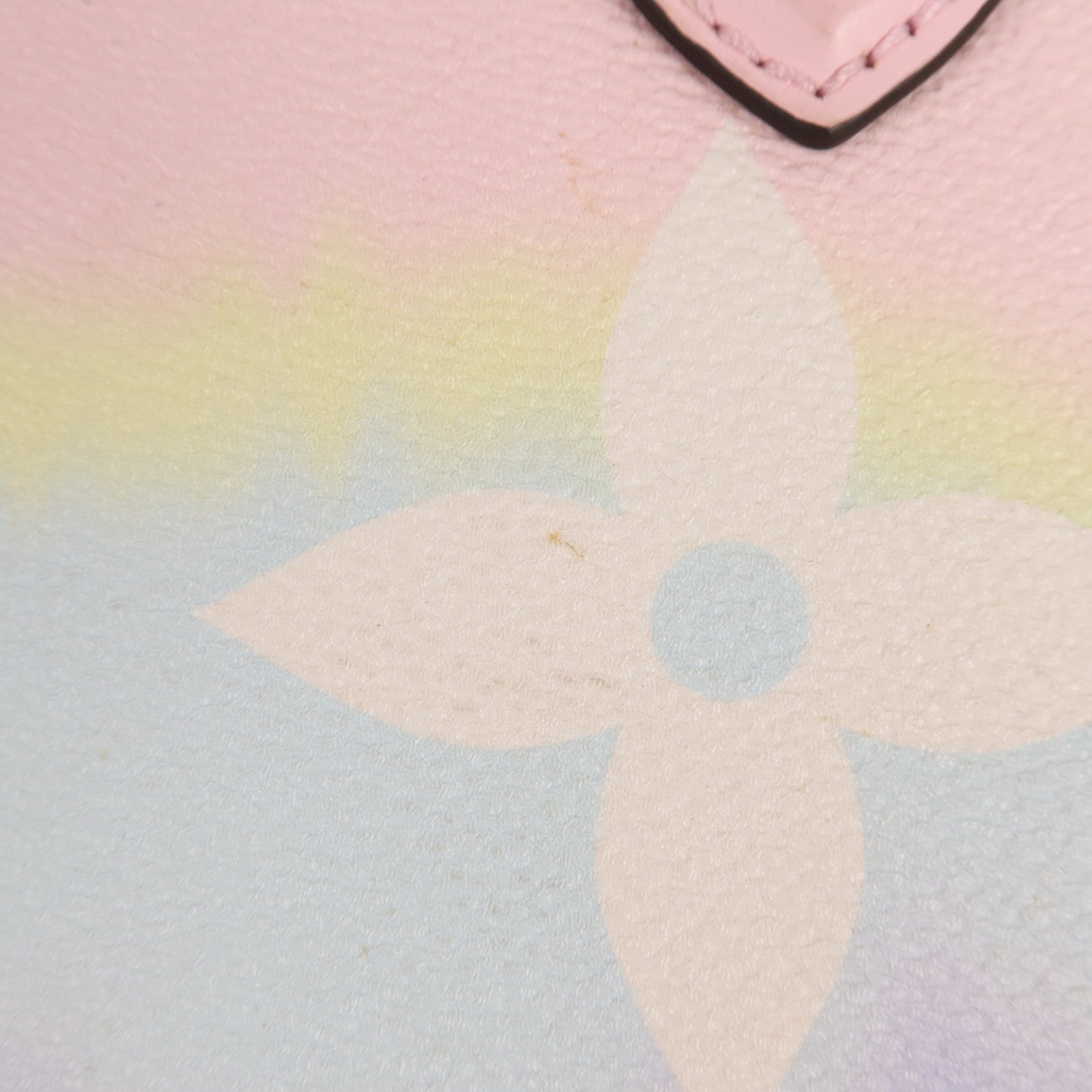 LOUIS VUITTON Monogram Giant Escale On The Go銀扣手挽肩背兩用袋