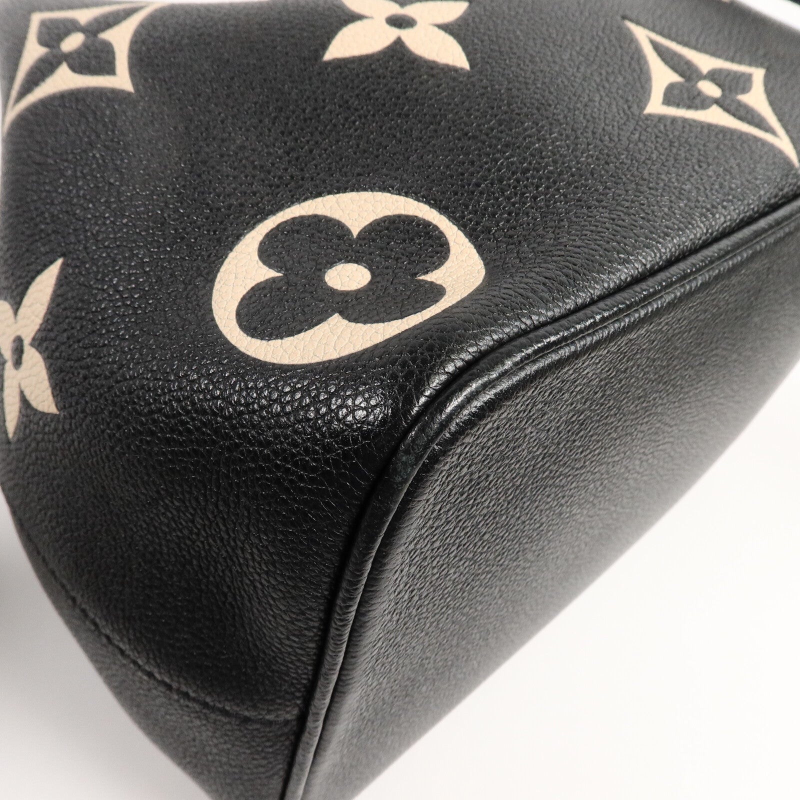 LOUIS VUITTON Monogram Empreinte Bicolor Neo Noe MM金扣手挽肩背兩用袋
