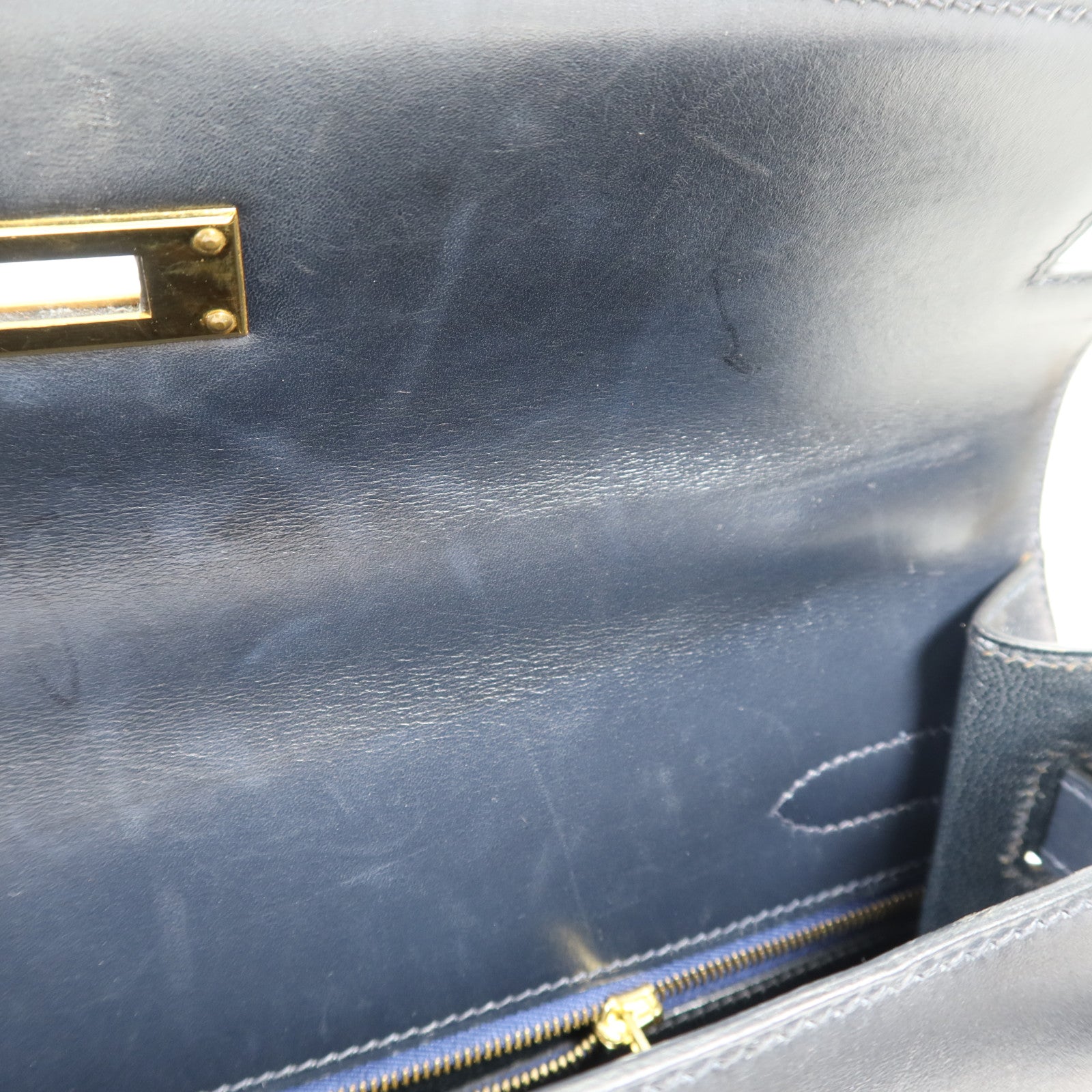 HERMES Box Calf皮革Kelly 32金扣手挽袋Noir