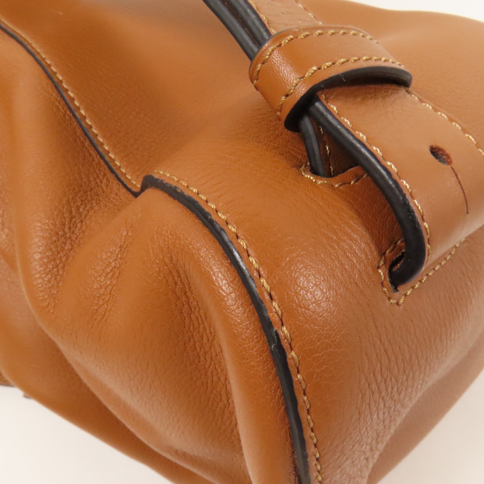 LOEWE 牛皮皮革Anton Bag銀扣肩背袋