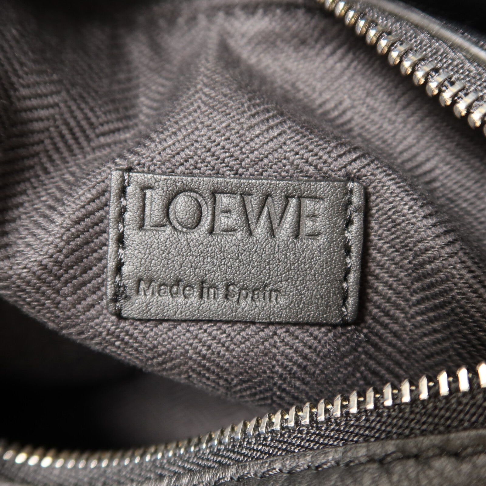 LOEWE 牛皮皮革Small Puzzle BumBag銀扣腰包