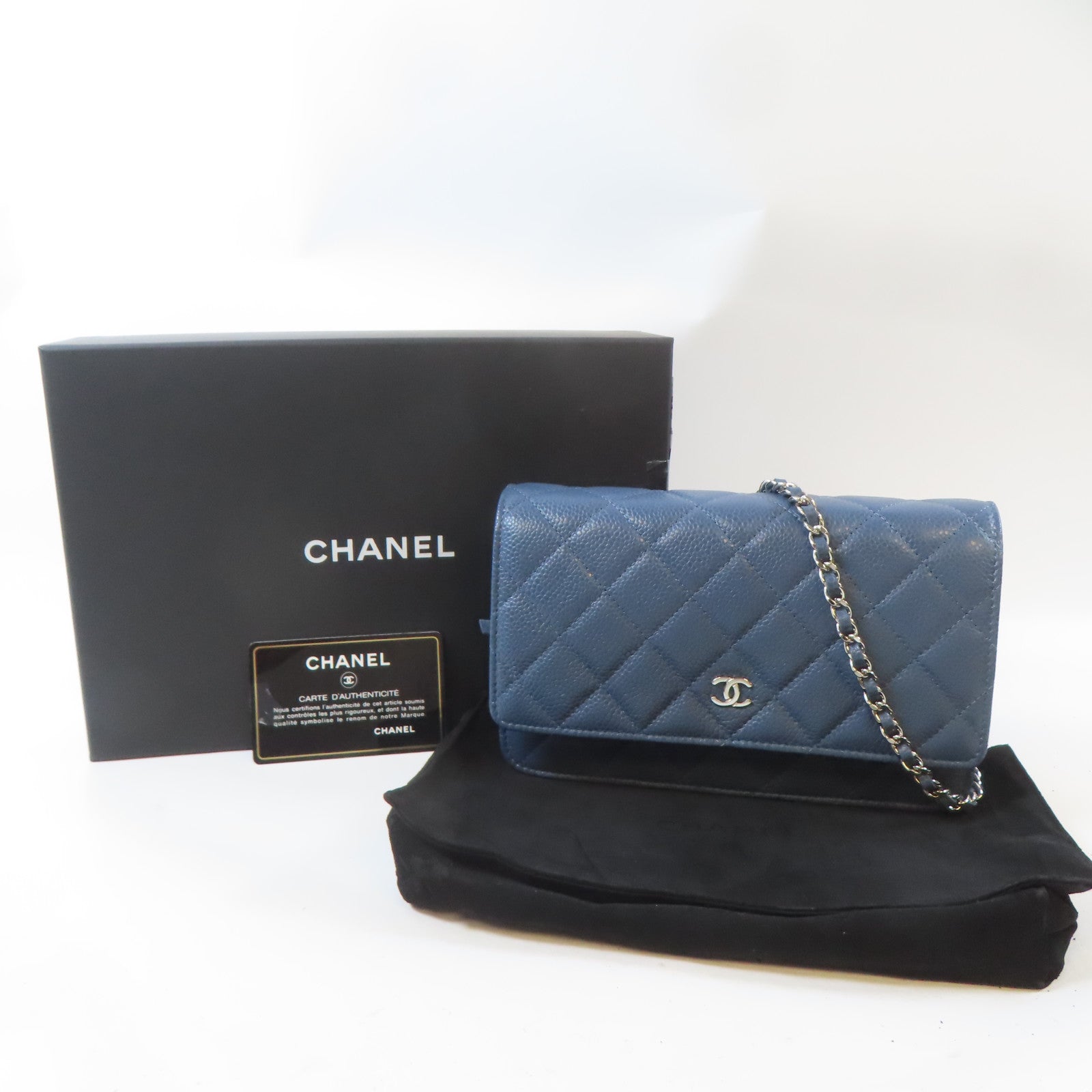 CHANEL 菱格Caviar皮革Wallet On Chain銀扣鏈帶肩背袋藍色