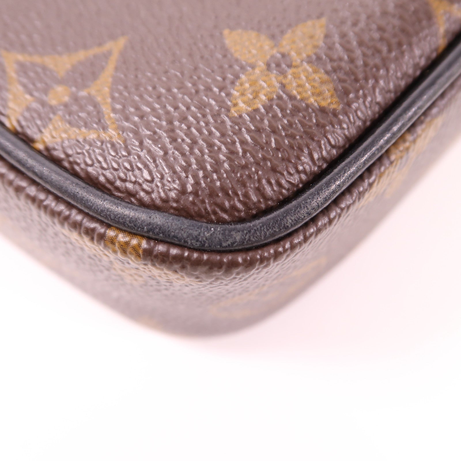 LOUIS VUITTON Monogram Macassar Christopher Wearable Wallet肩背袋
