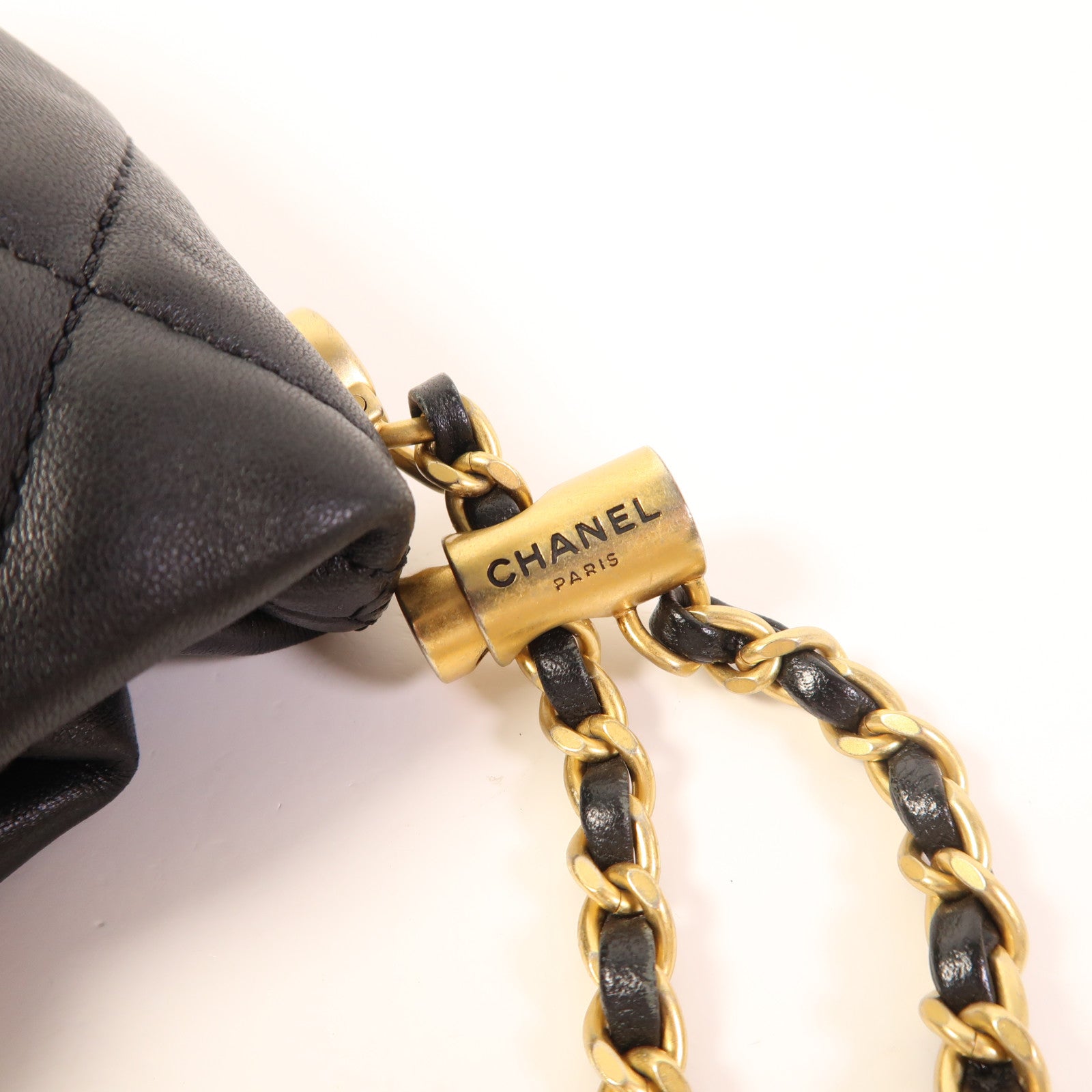 CHANEL 羊皮皮革Bucket Bag金扣鏈帶肩背袋