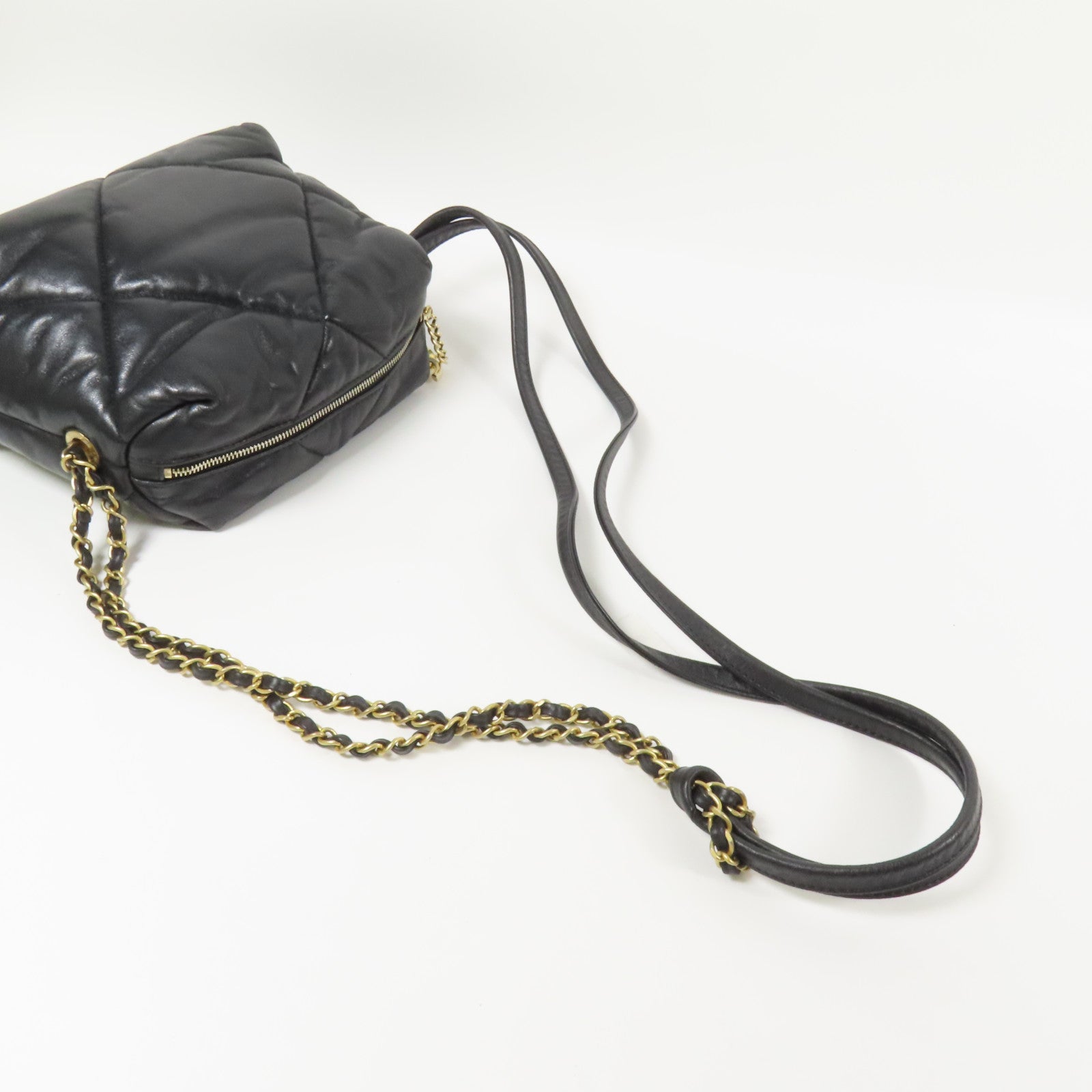 CHANEL 羊皮皮革Shoulder Bag金扣鏈帶肩背袋