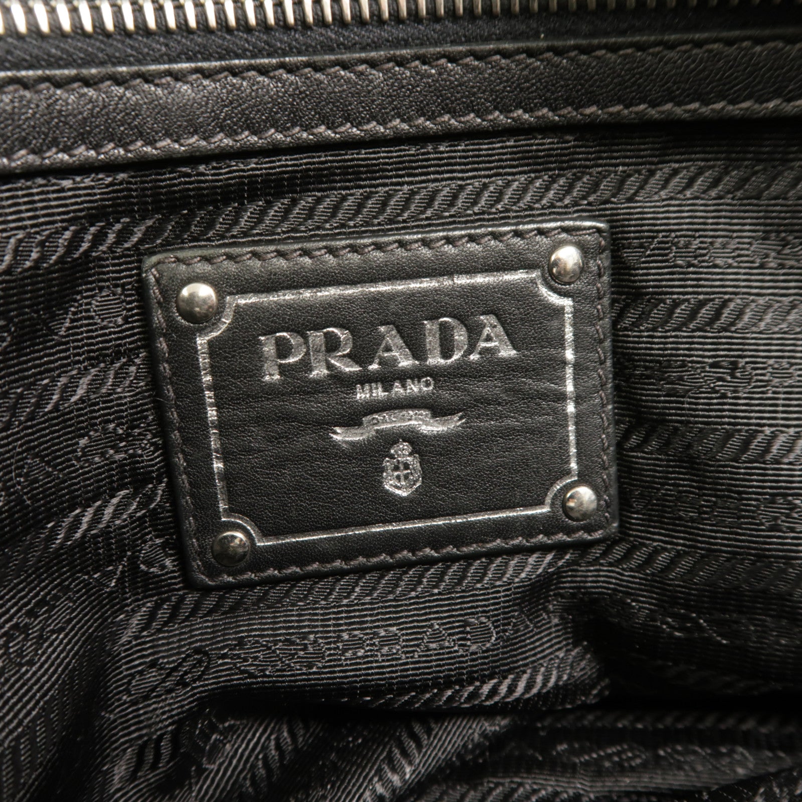 PRADA 牛皮皮革Shoulder Bag鏈帶肩背袋