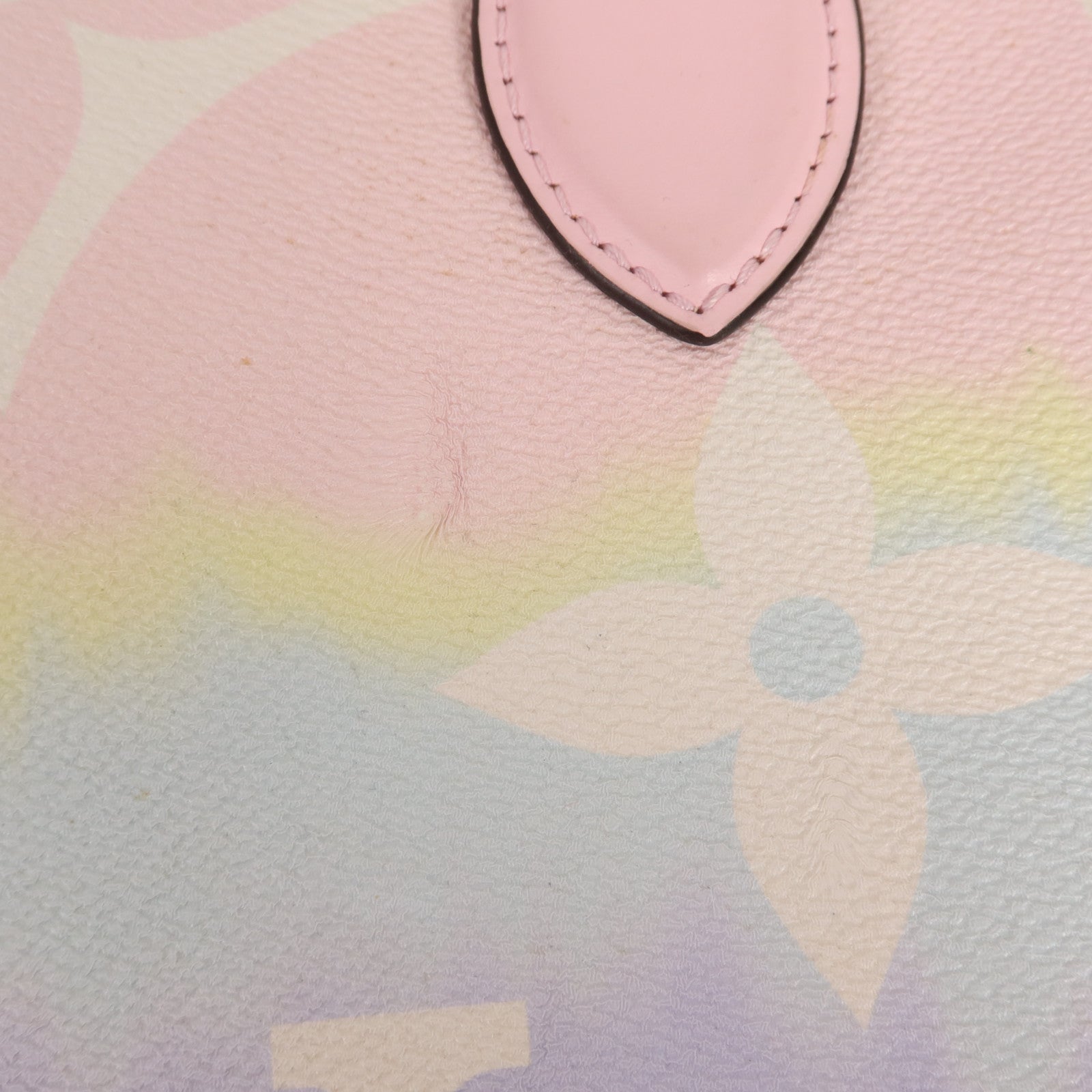 LOUIS VUITTON Monogram Giant Escale On The Go銀扣手挽肩背兩用袋