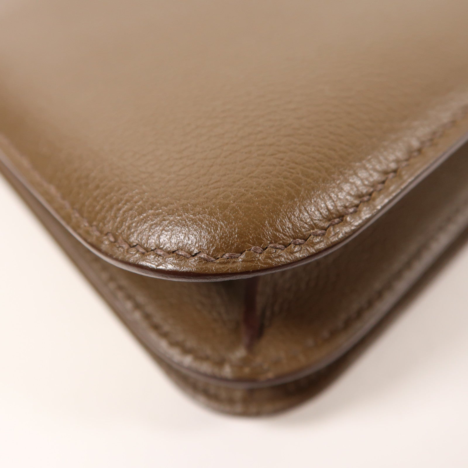 HERMES Evercolor皮革Constance 24金扣肩背袋Toundra