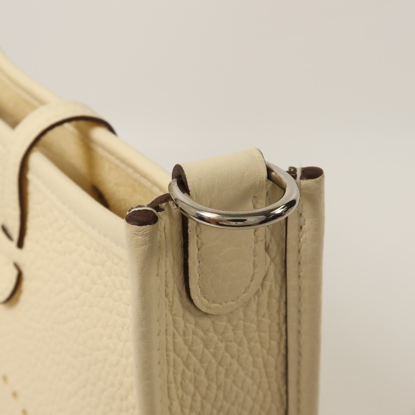 HERMES Clemence皮革Evelyne TPM肩背袋Nata