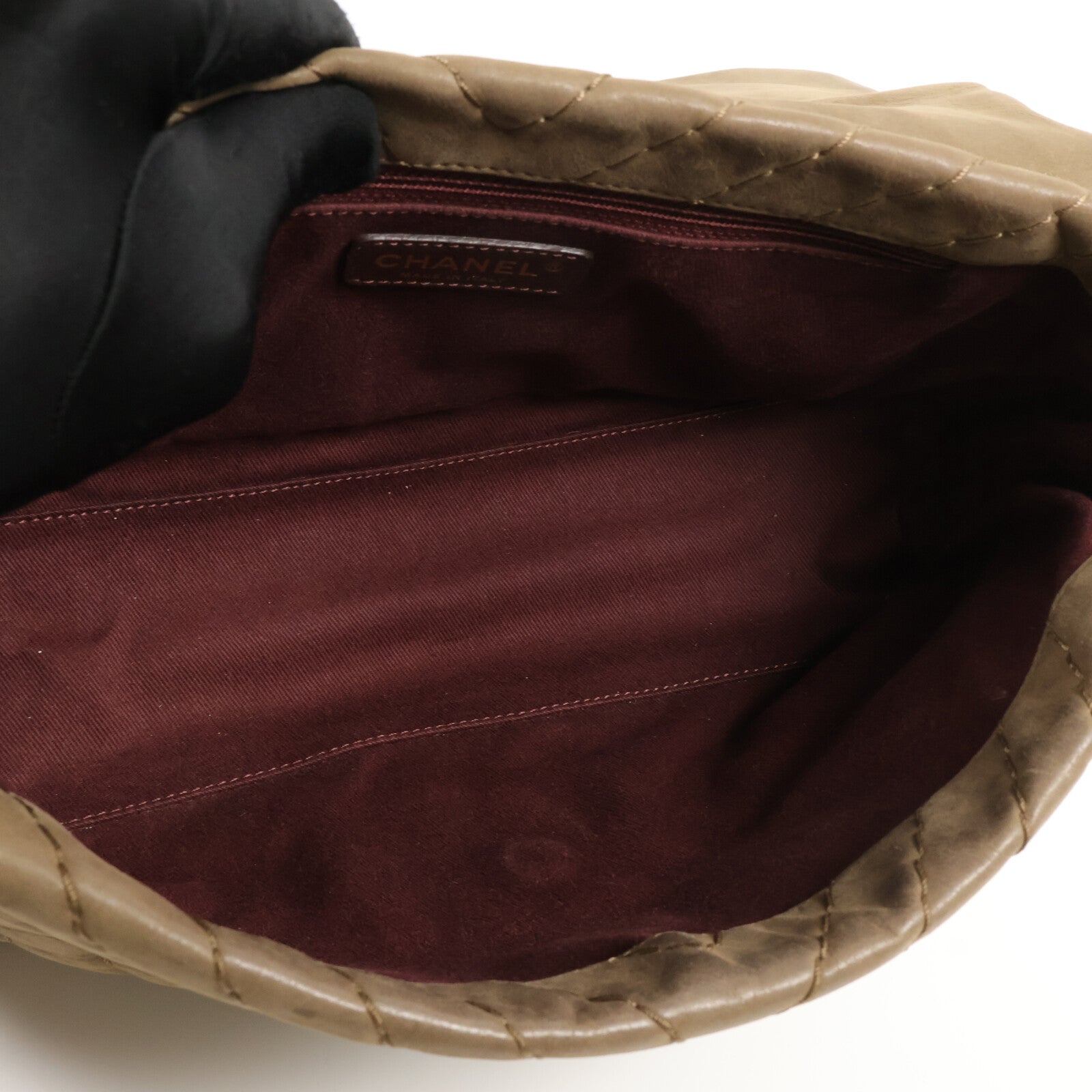 CHANEL 牛皮皮革Irdescent Supique Flap Bag鏈帶肩背袋