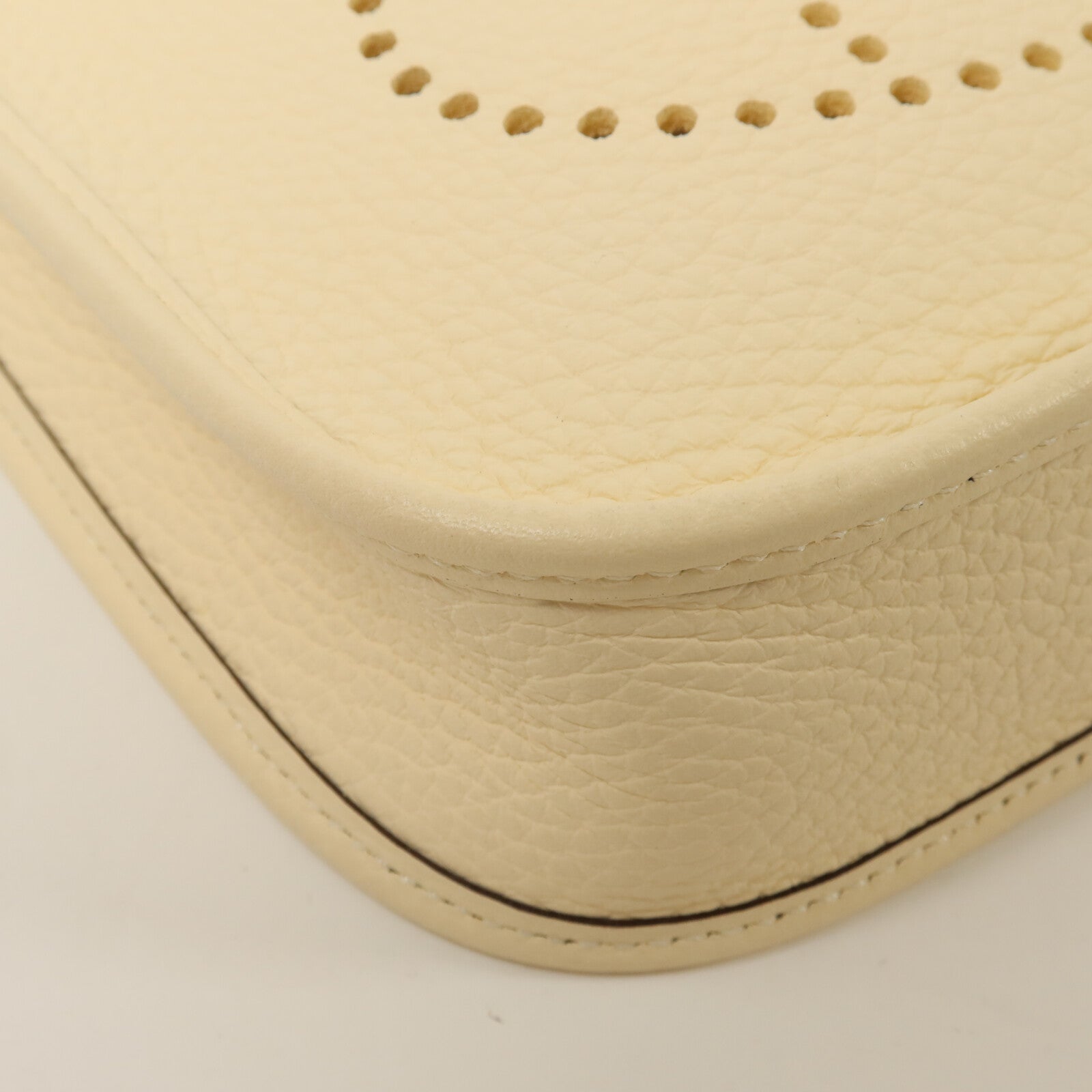 HERMES Clemence皮革Evelyne TPM肩背袋Nata