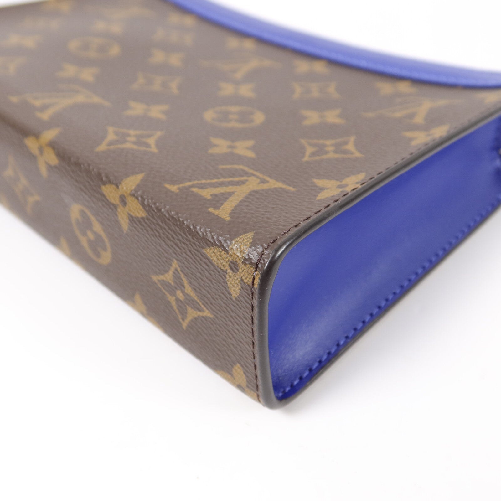 LOUIS VUITTON Monogram Gaston Wearable Wallet肩背袋