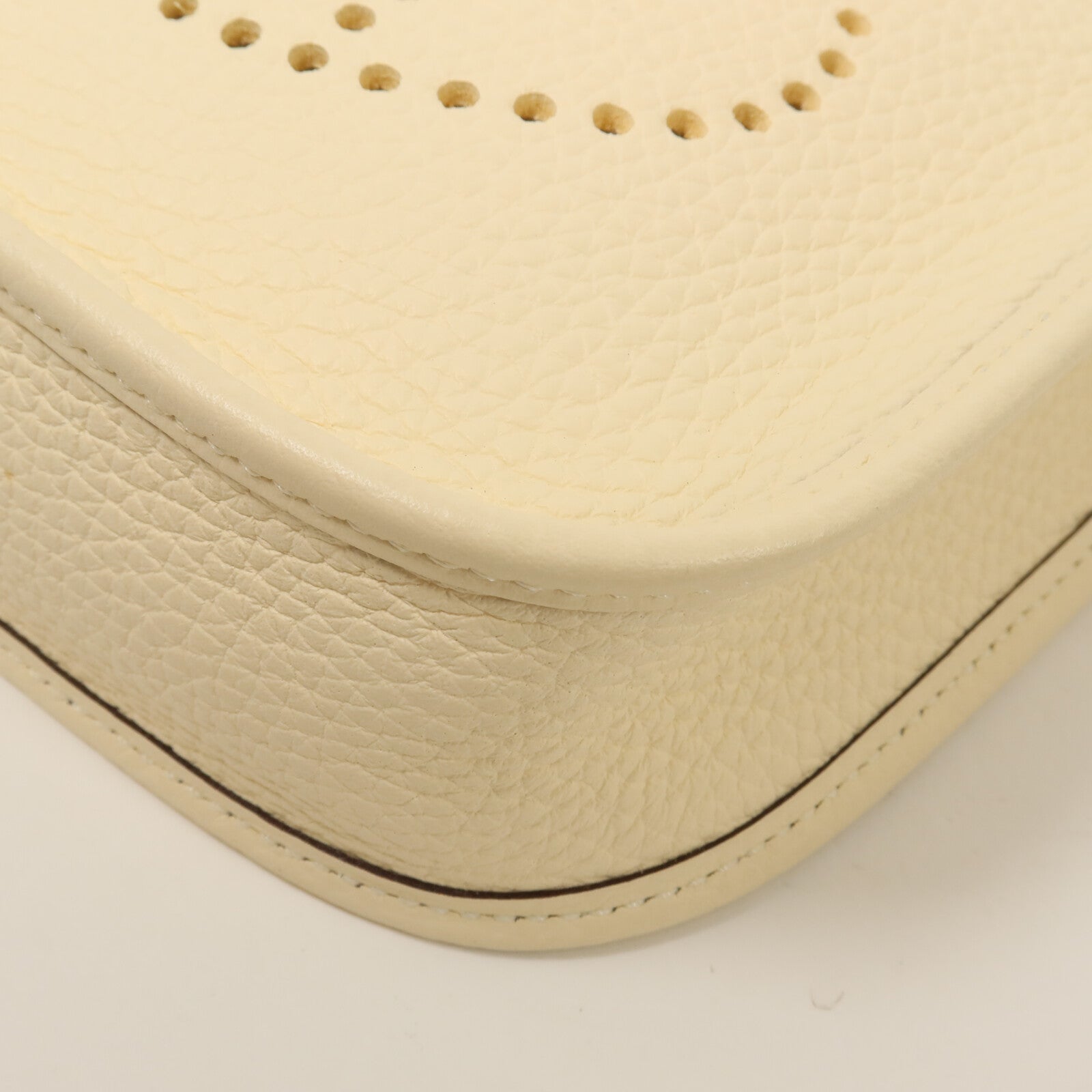 HERMES Clemence皮革Evelyne TPM肩背袋Nata