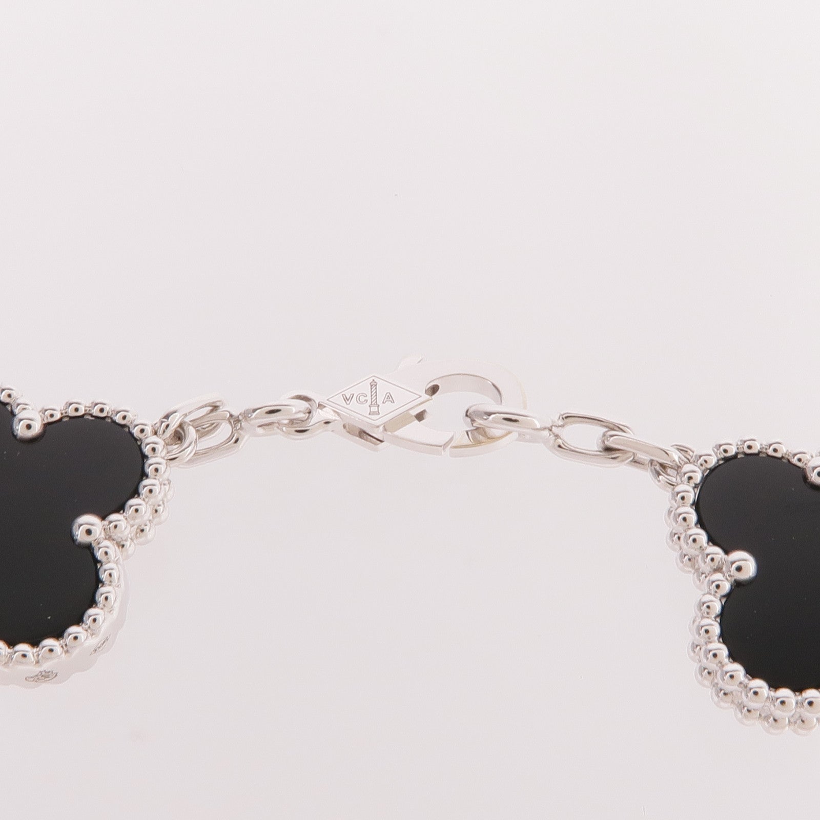 Van Cleef & Arpels 18K白金Vintage Alhambra Bracelet 5 Motifs鑽石/縞瑪瑙手鏈