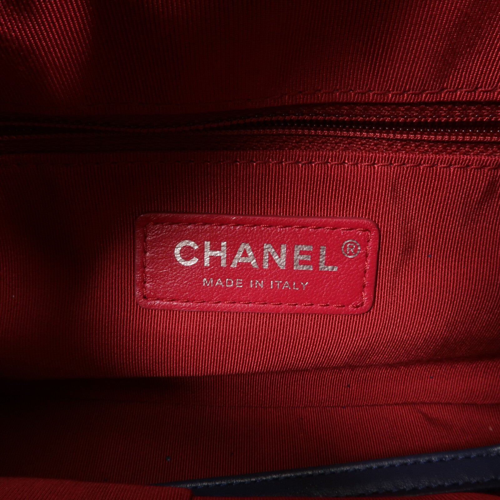 CHANEL 【激減優惠】牛皮皮革Gabrielle small鏈帶肩背袋
