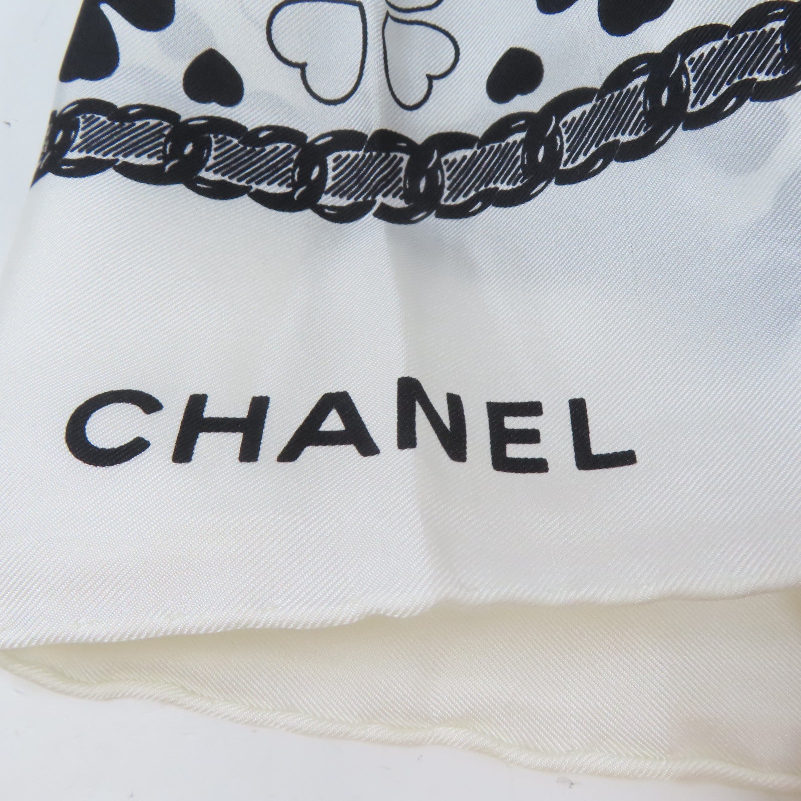 CHANEL 絲質Scarf絲巾白色/黑色