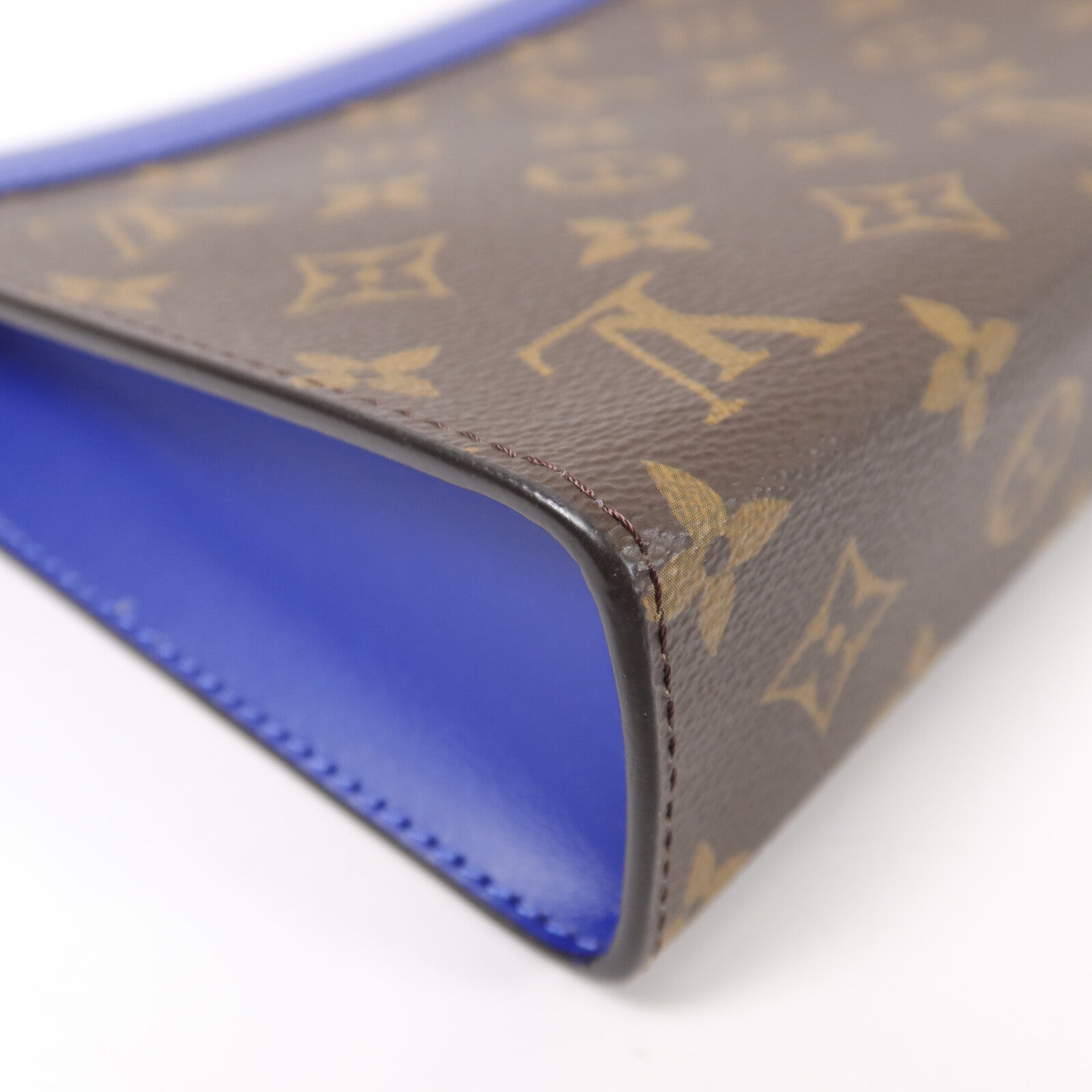 LOUIS VUITTON Monogram Gaston Wearable Wallet肩背袋