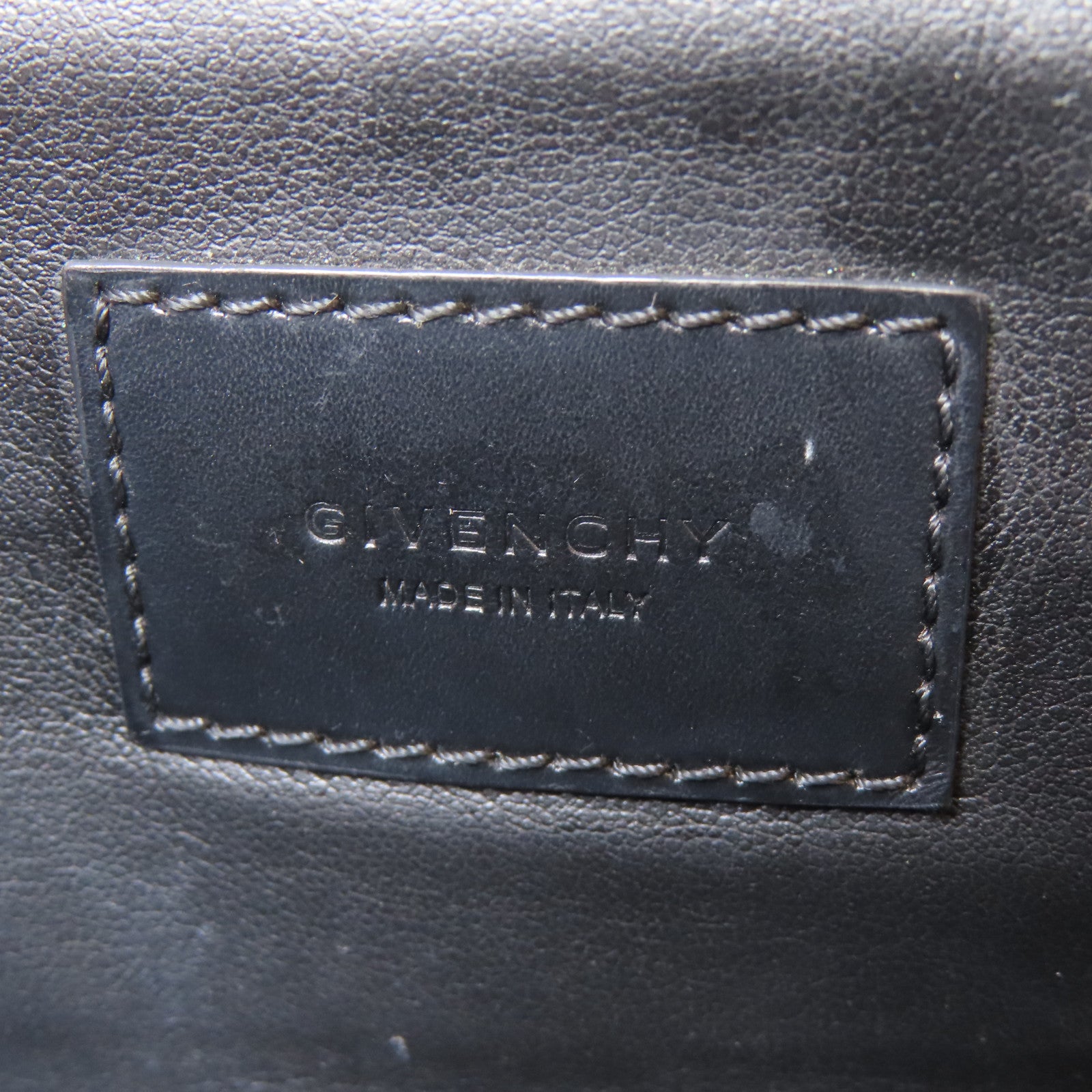 GIVENCHY 【激減優惠】牛皮皮革Pouch銀扣手拿包綠色