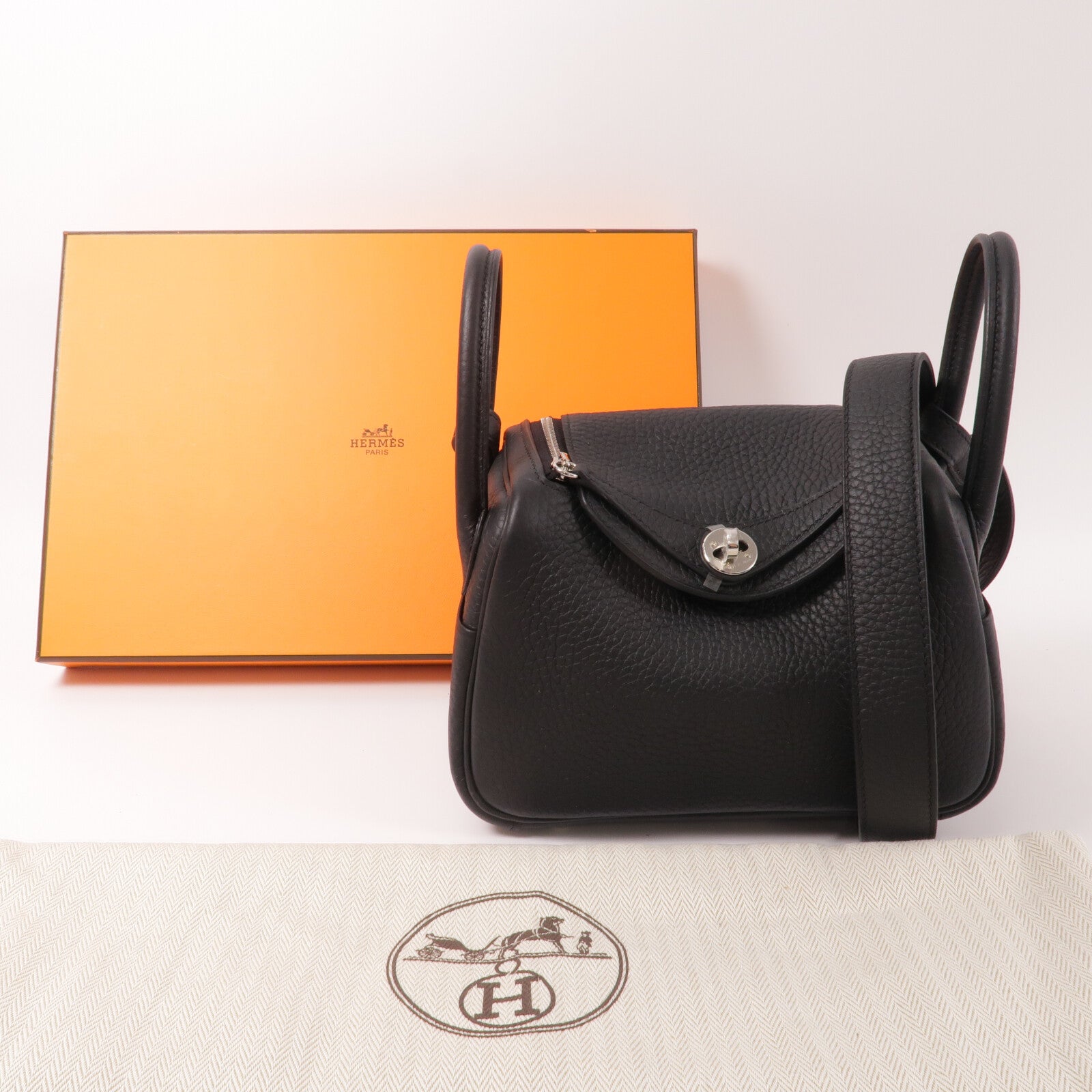 HERMES 【激減優惠】Clemence皮革Mini Lindy手挽肩背兩用袋Noir